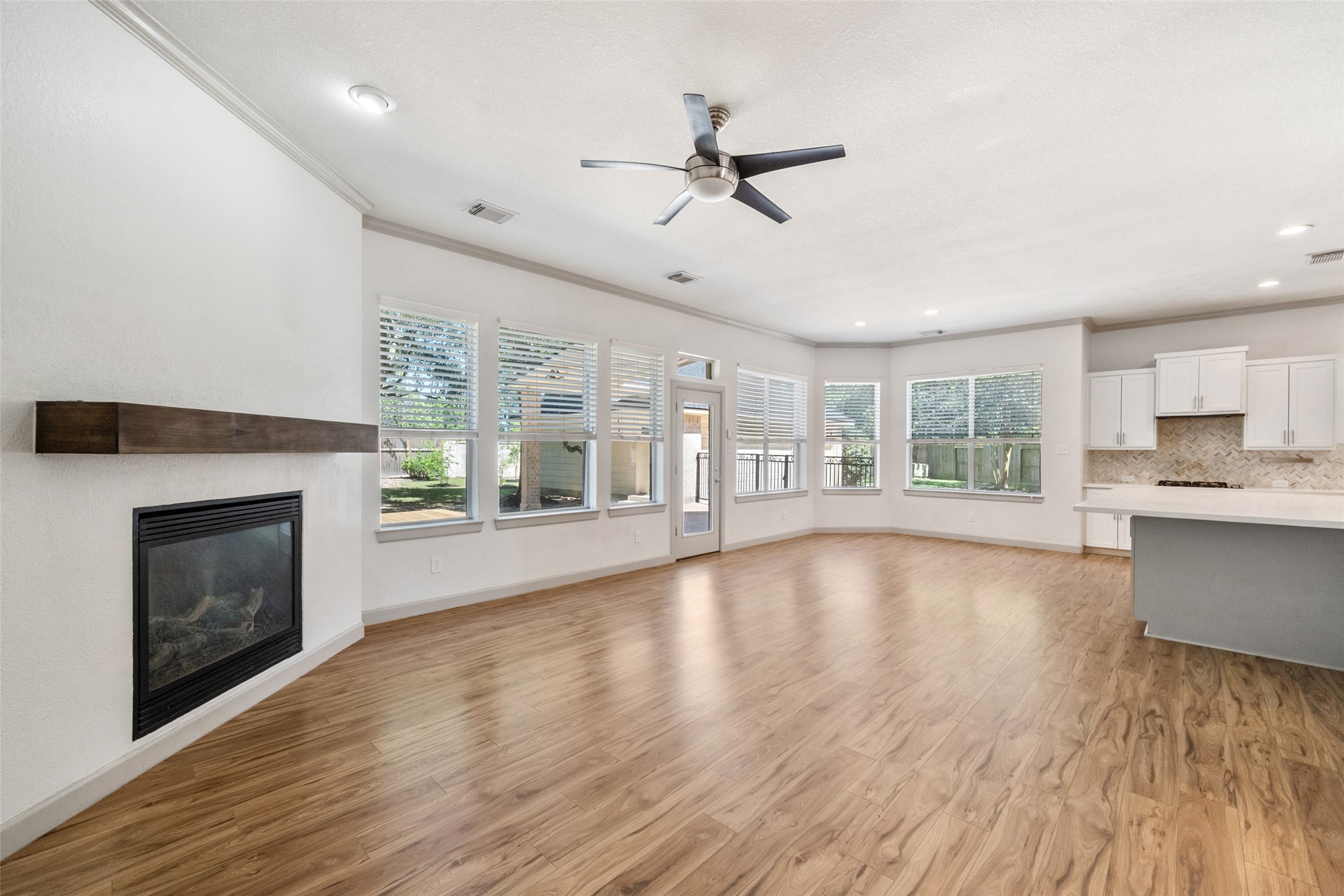13914 Panola Pointe Property Photo 7