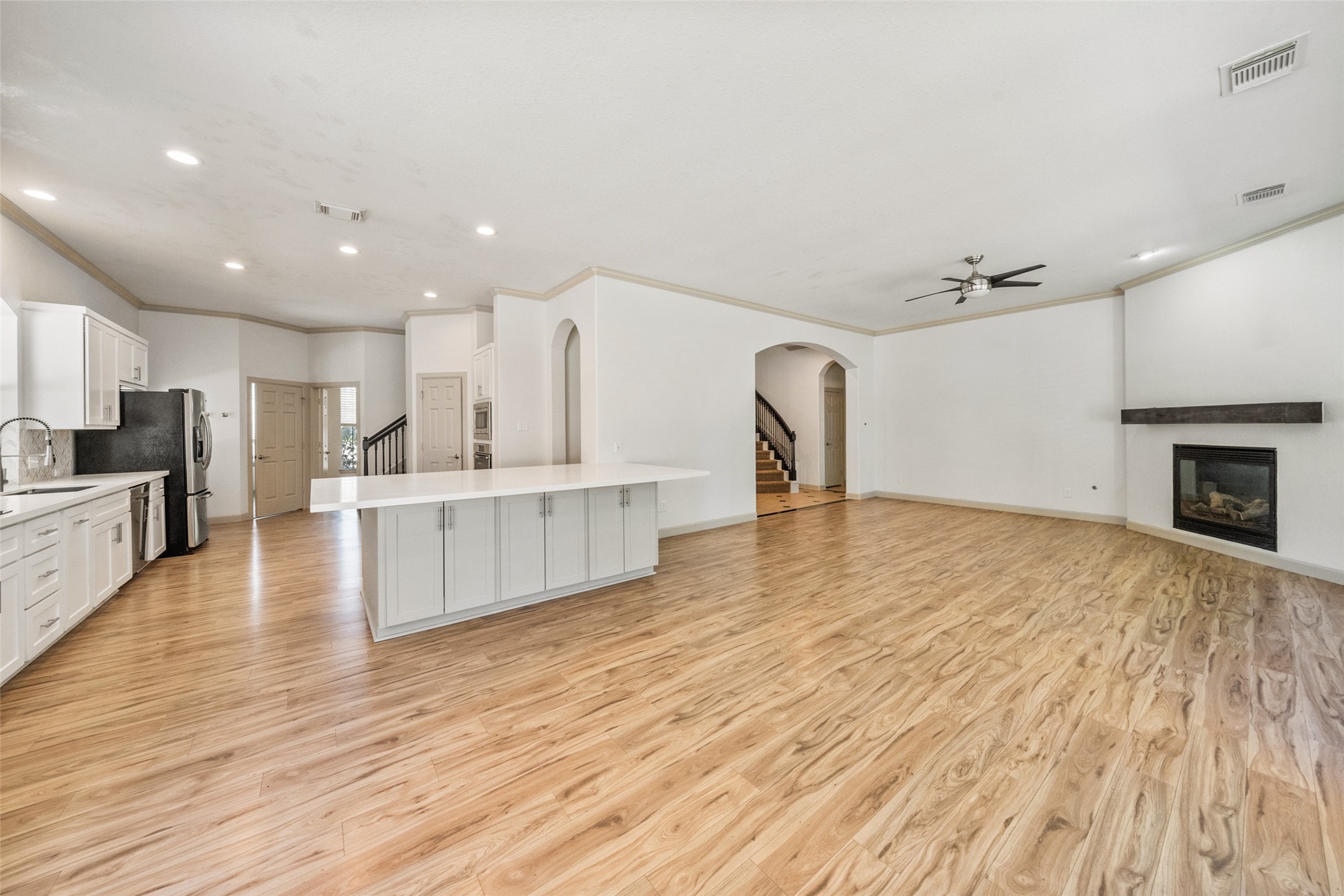 13914 Panola Pointe Property Photo 9