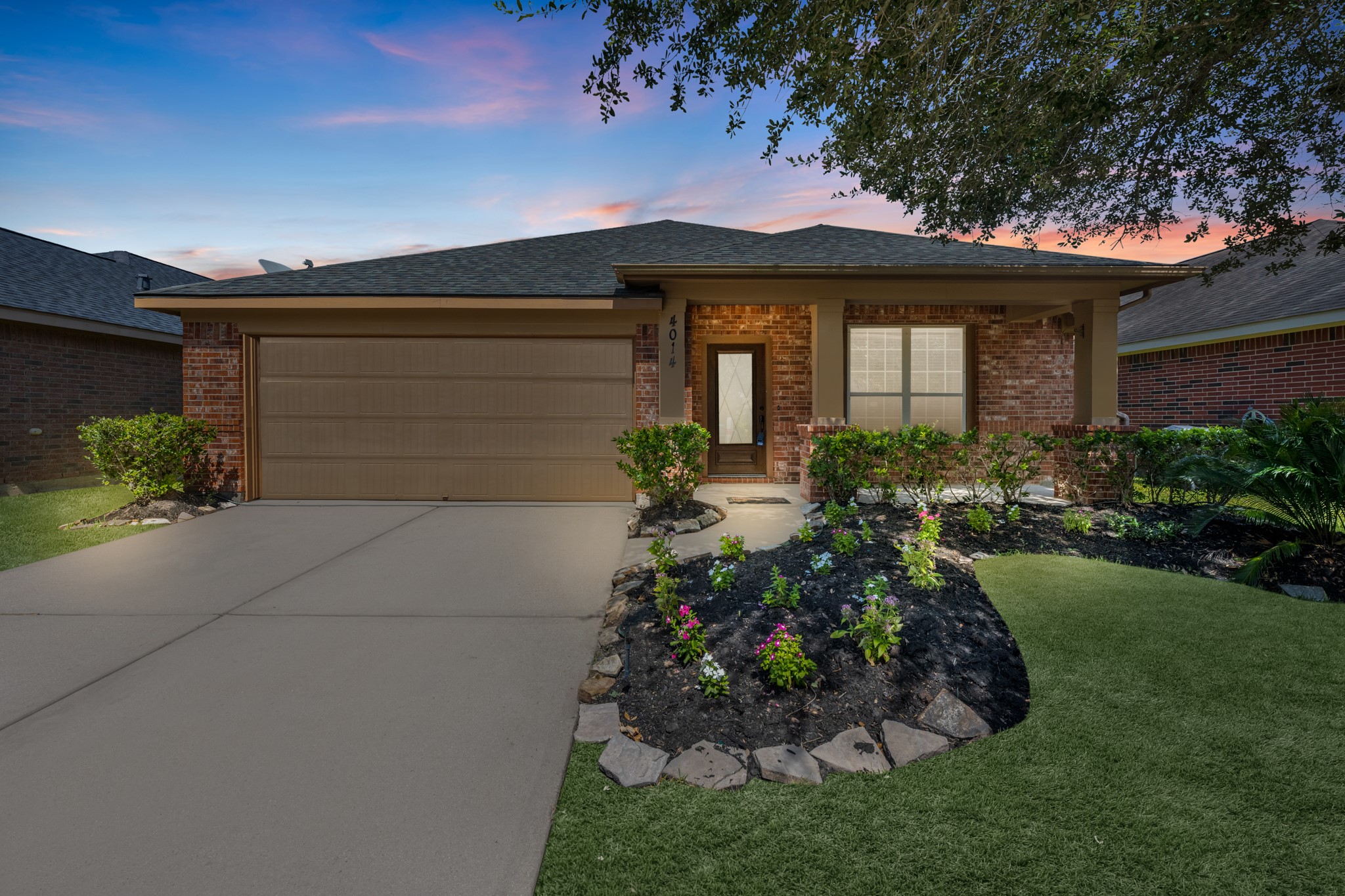 4014 Pinecrest Hollow Property Photo 1