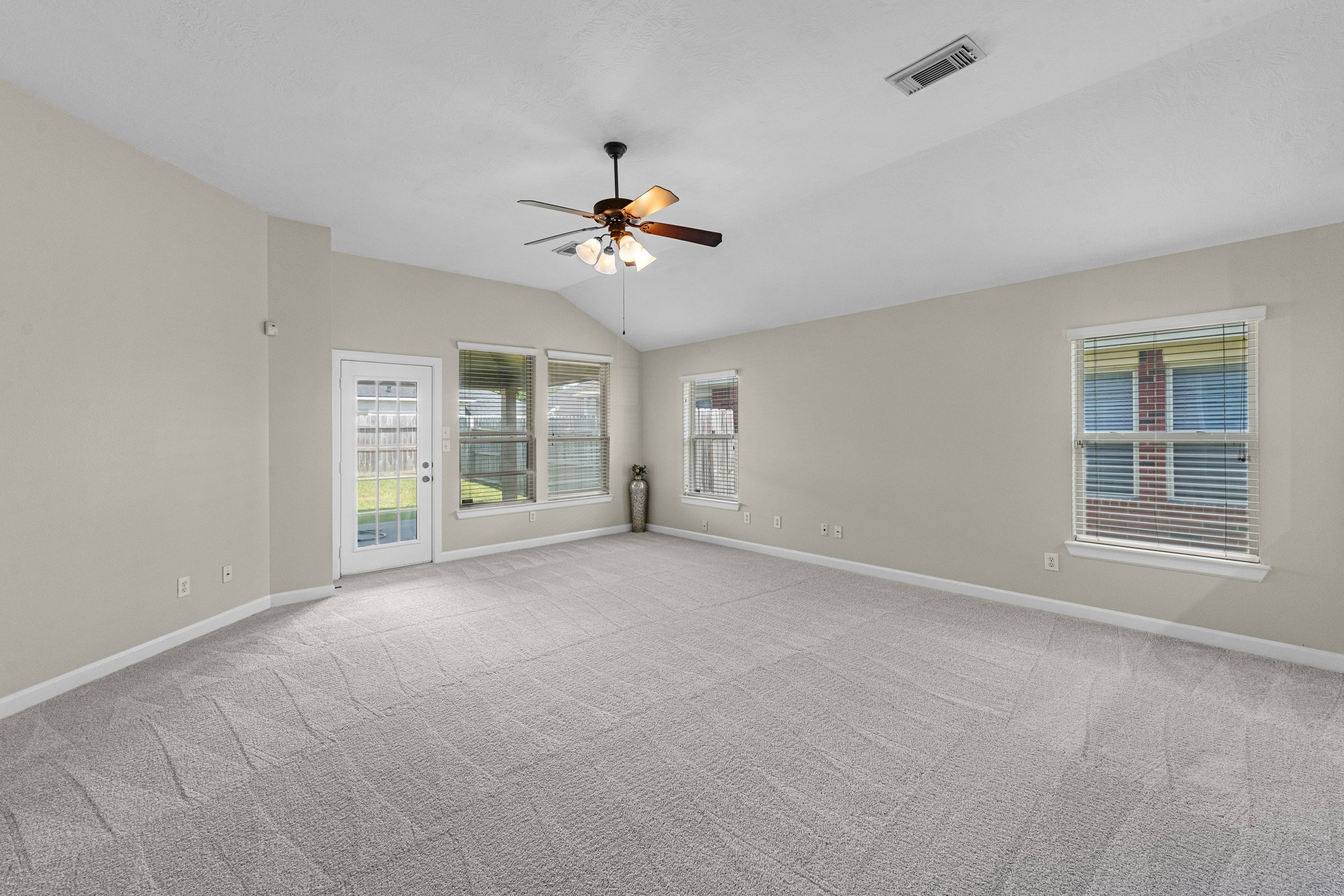 4014 Pinecrest Hollow Property Photo 19
