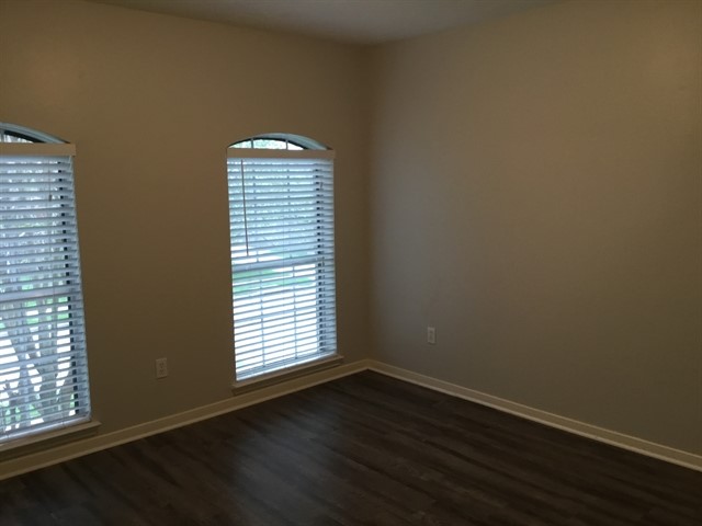 3506 Pine Tree Drive Property Photo 17