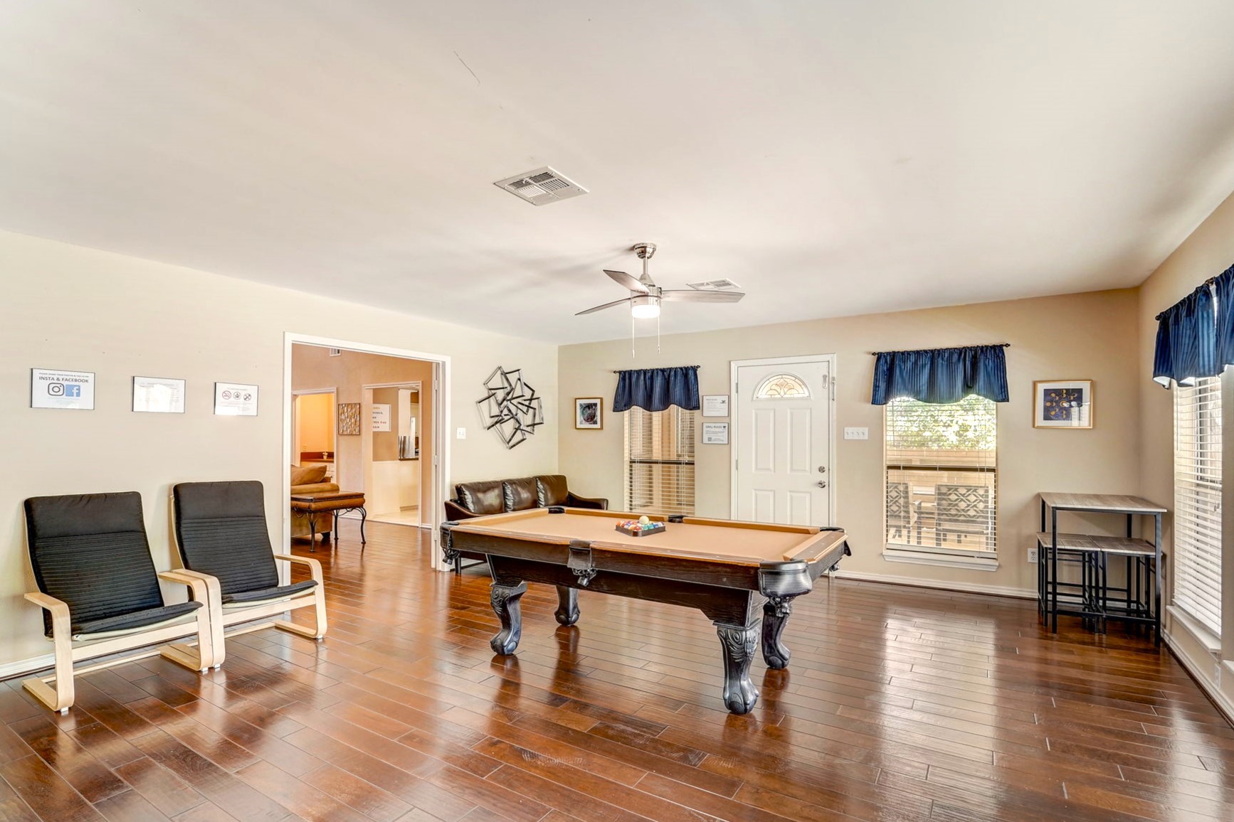 8111 Pine Green Lane Property Photo 3