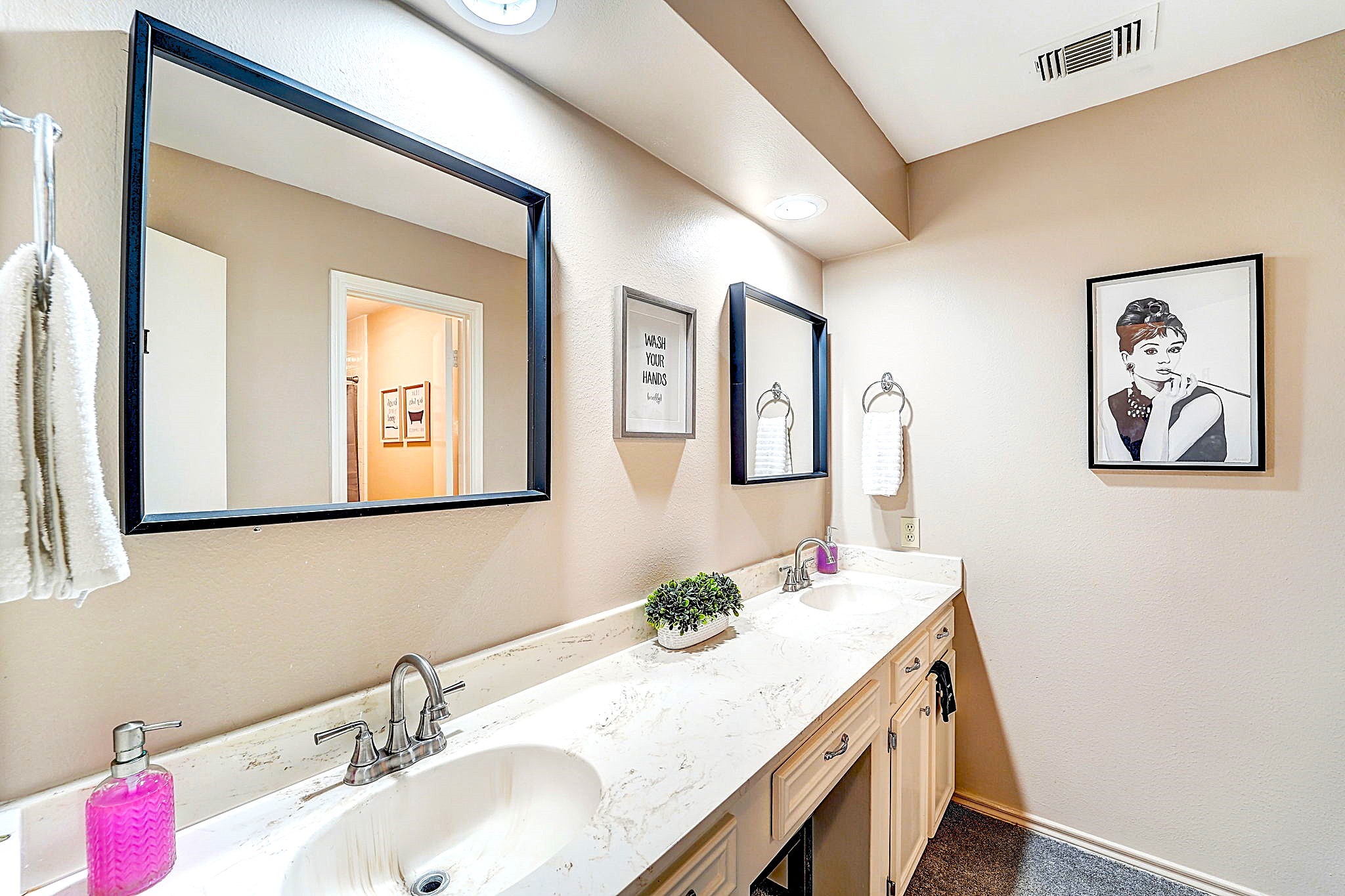 8111 Pine Green Lane Property Photo 32