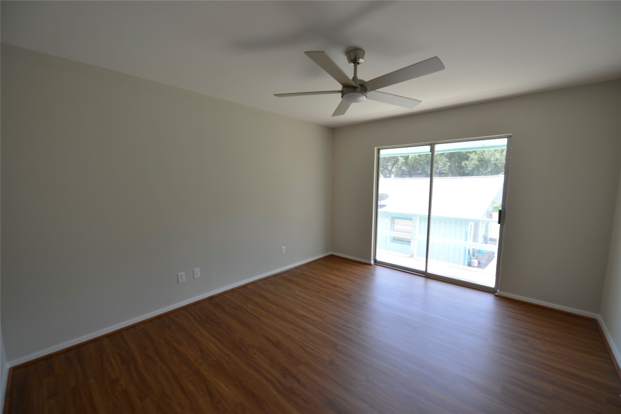 247 Selkirk Drive Property Photo 18