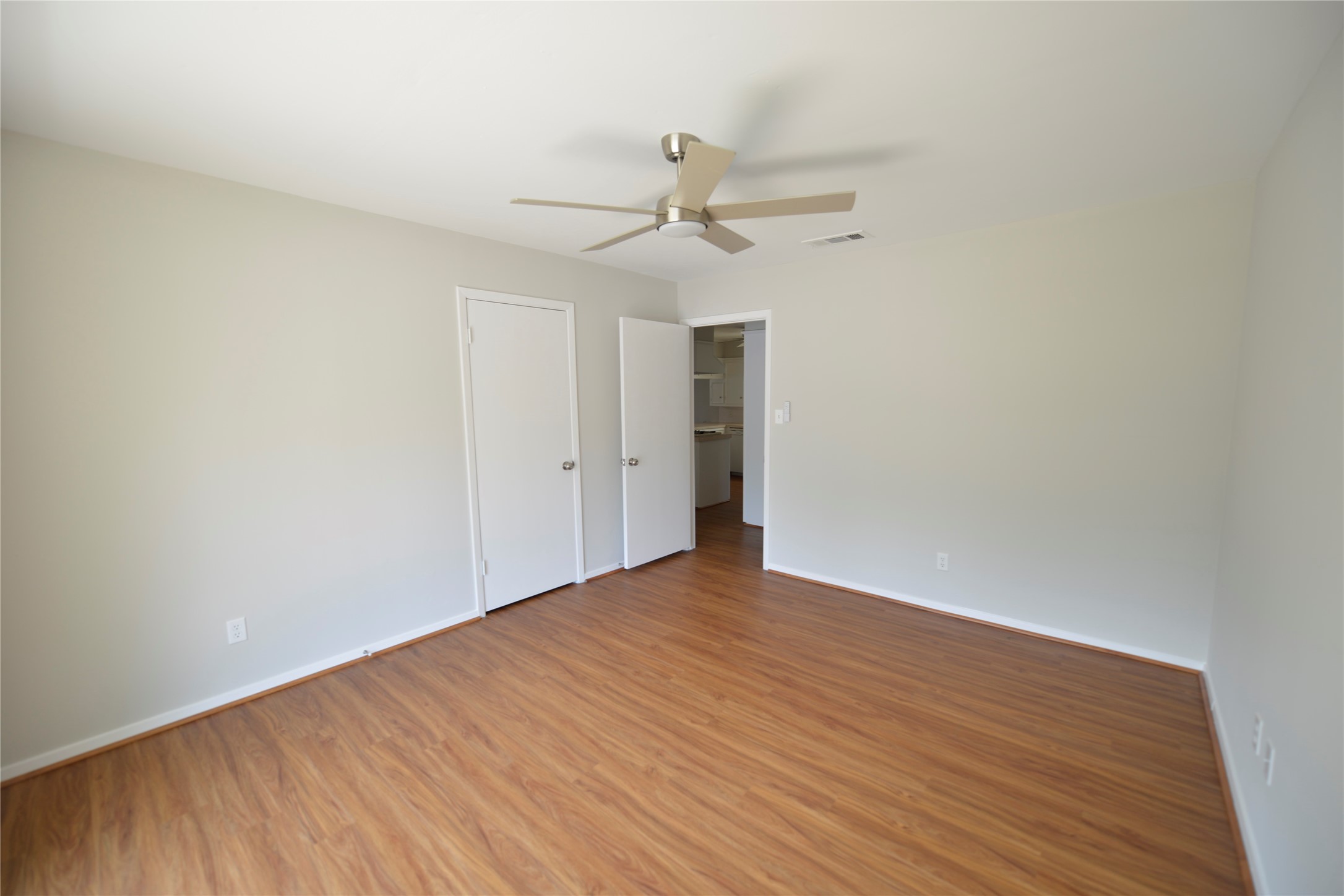 247 Selkirk Drive Property Photo 19