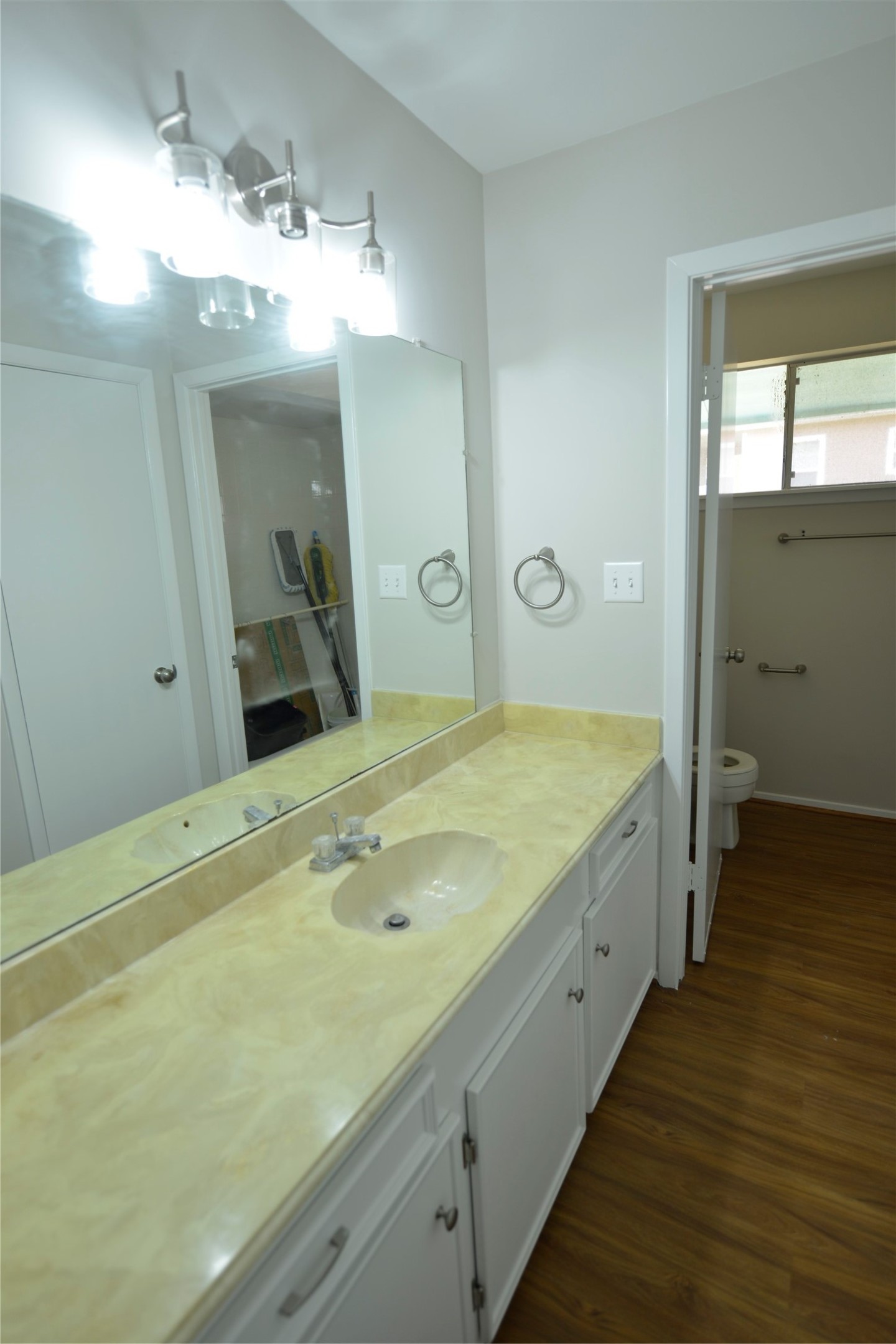 247 Selkirk Drive Property Photo 23