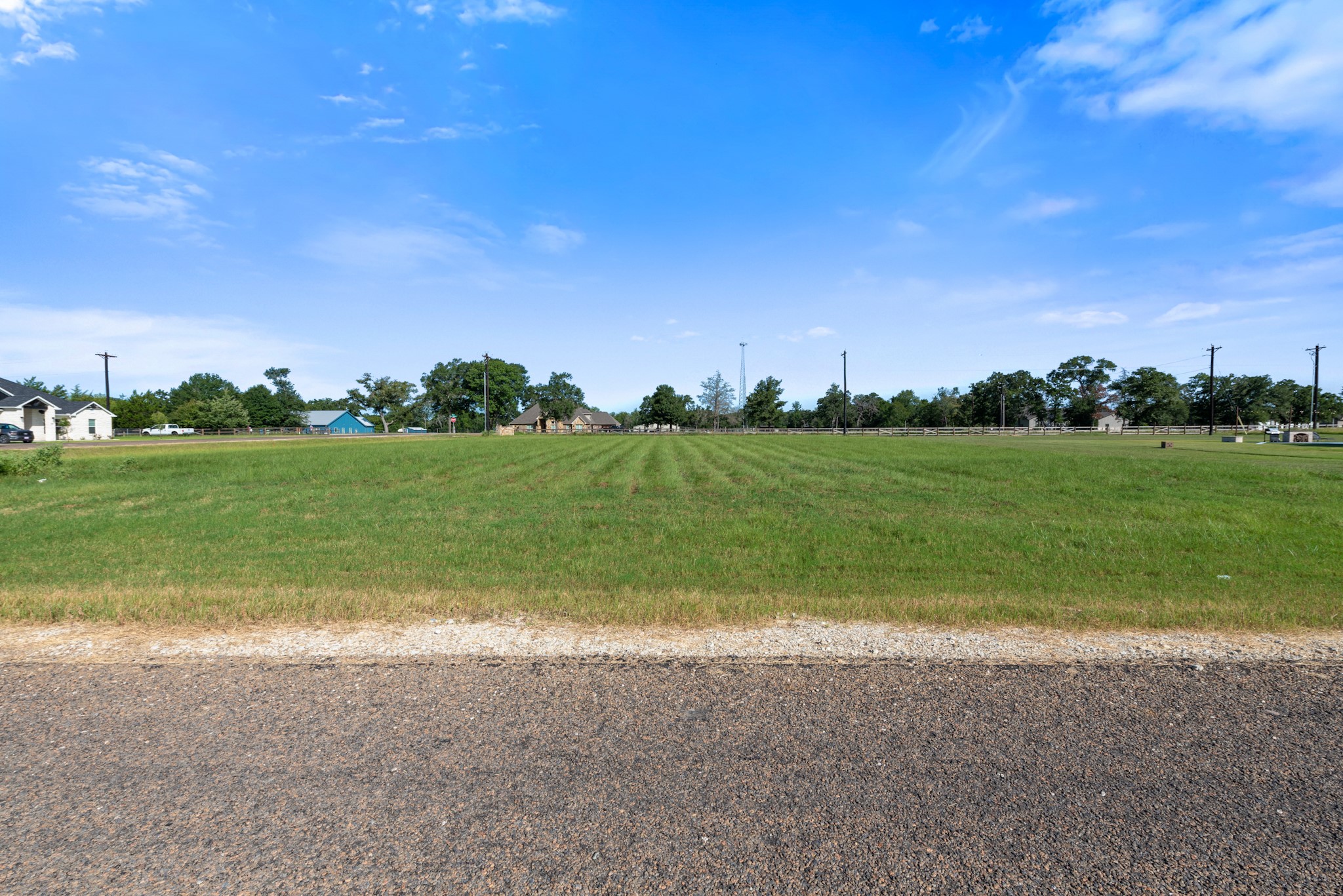 7801 Mathis Creek Drive Property Photo 9