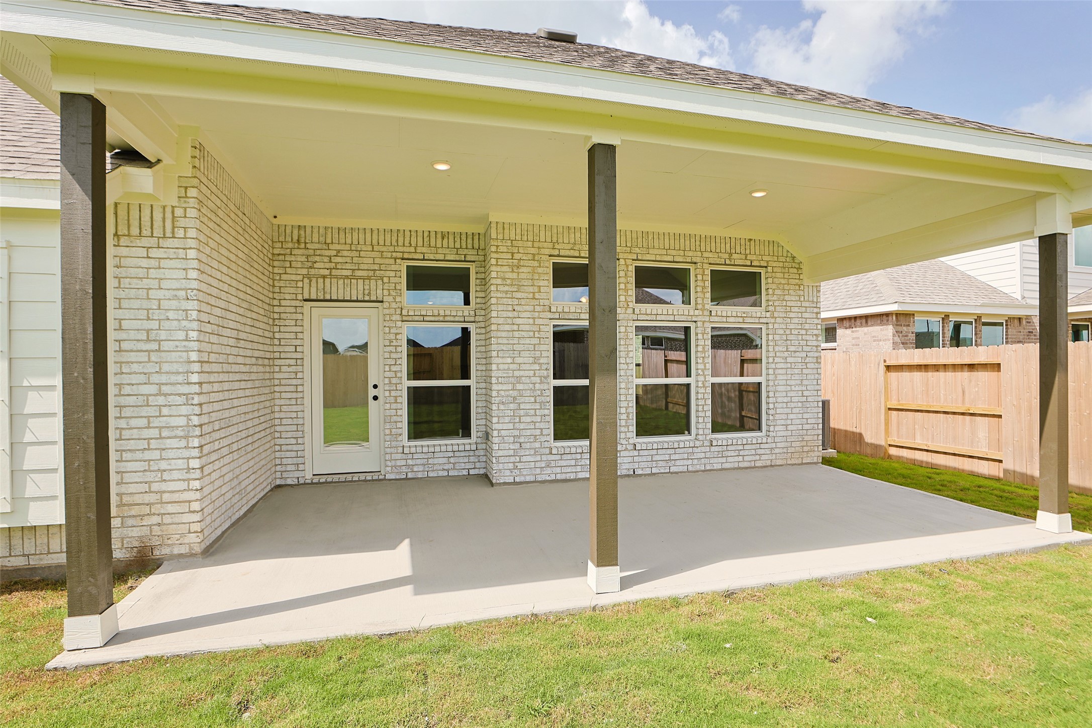 2802 Caspian Creek Lane Property Photo 20