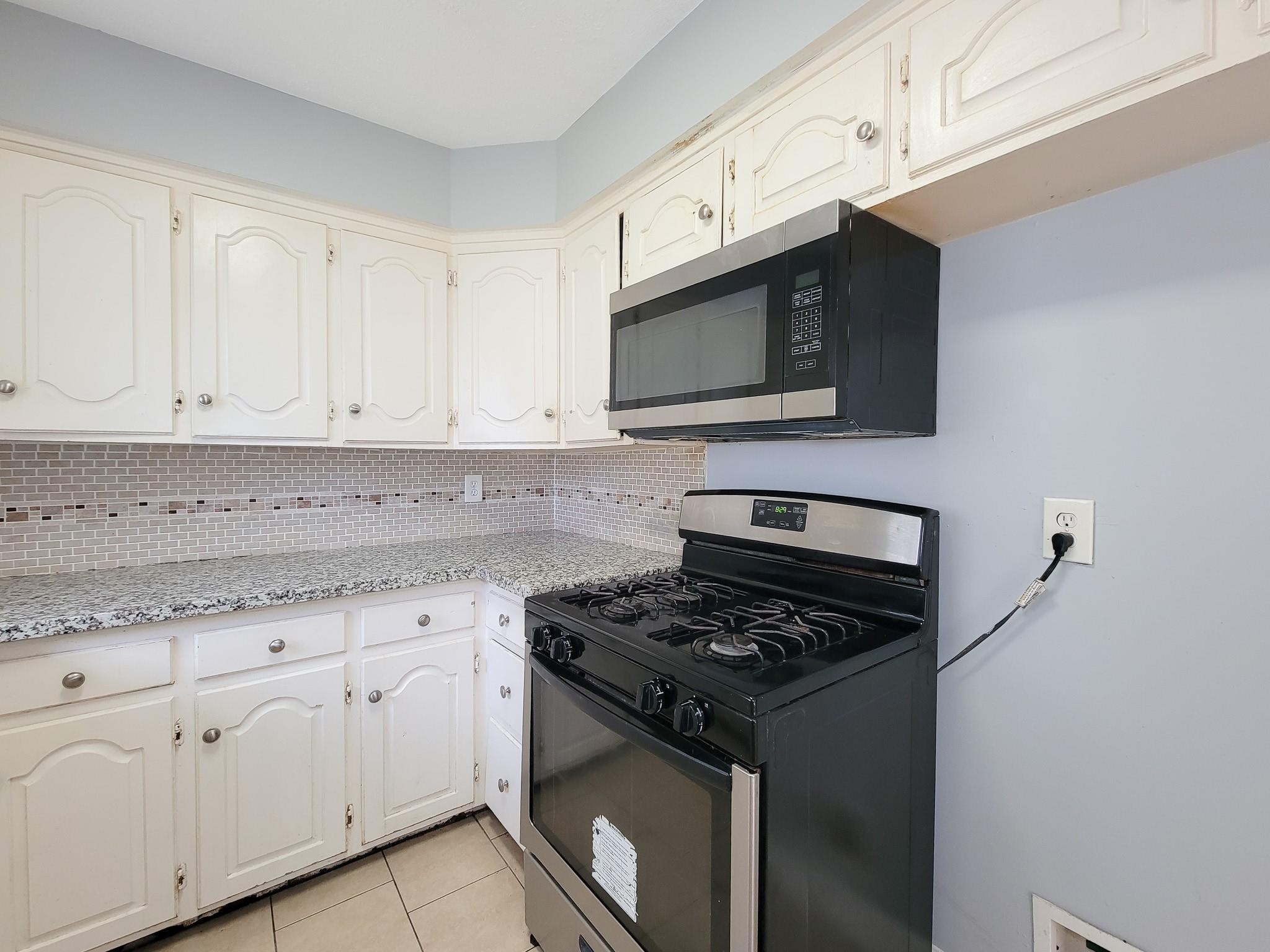 6109 Arthington Street Property Photo 20