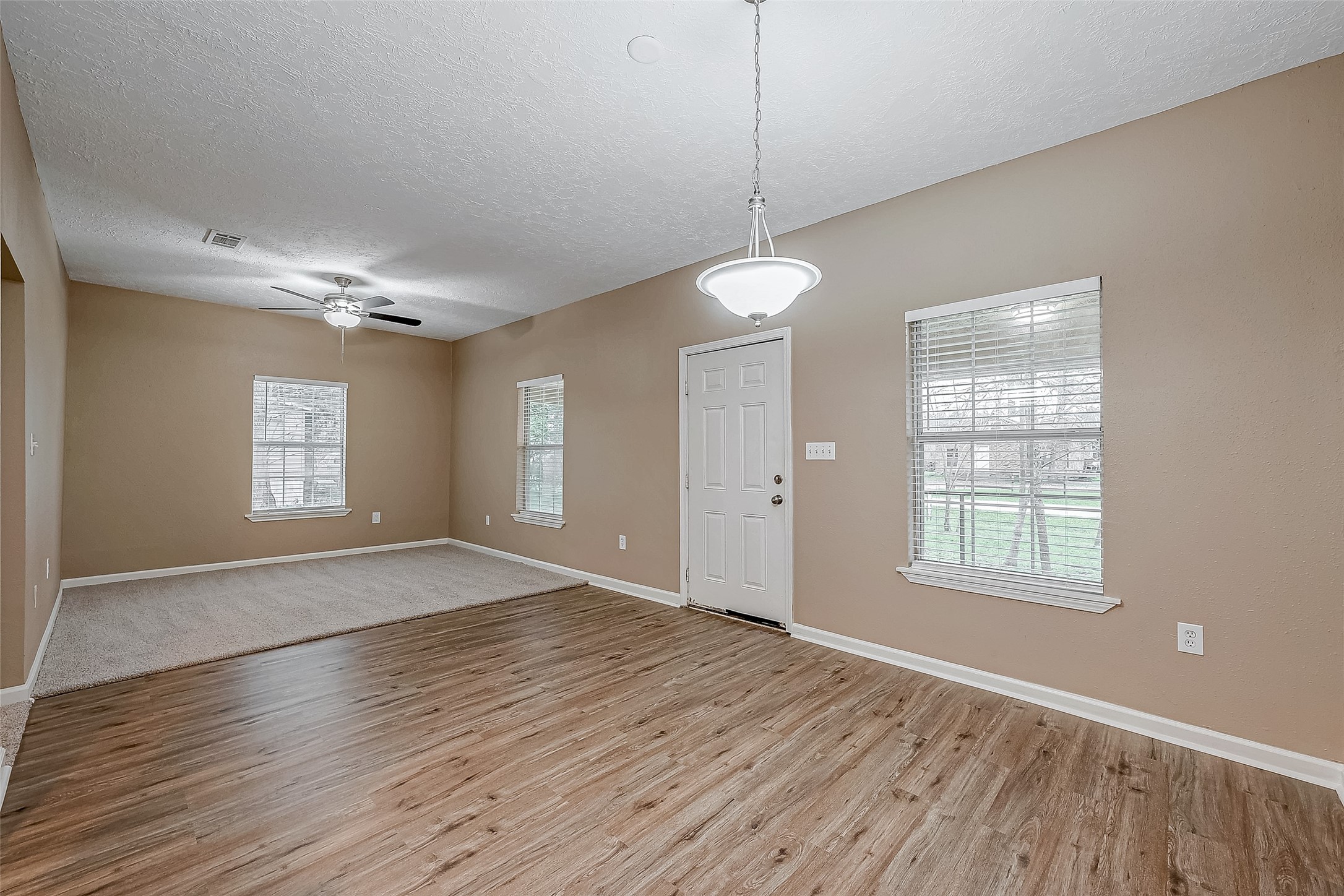 216 County Road 322 Property Photo 5