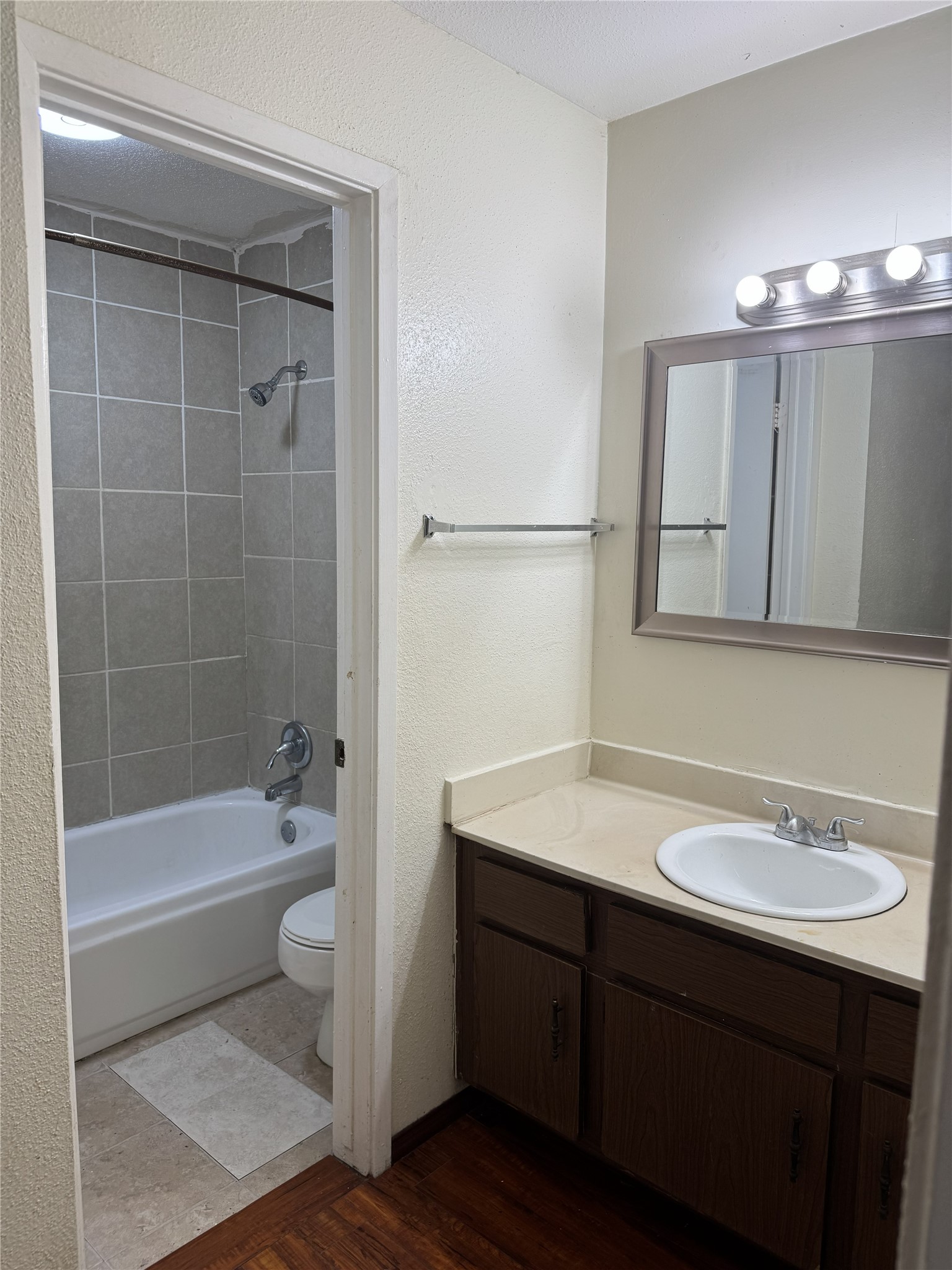 6161 Reims Road 111a Property Photo 10