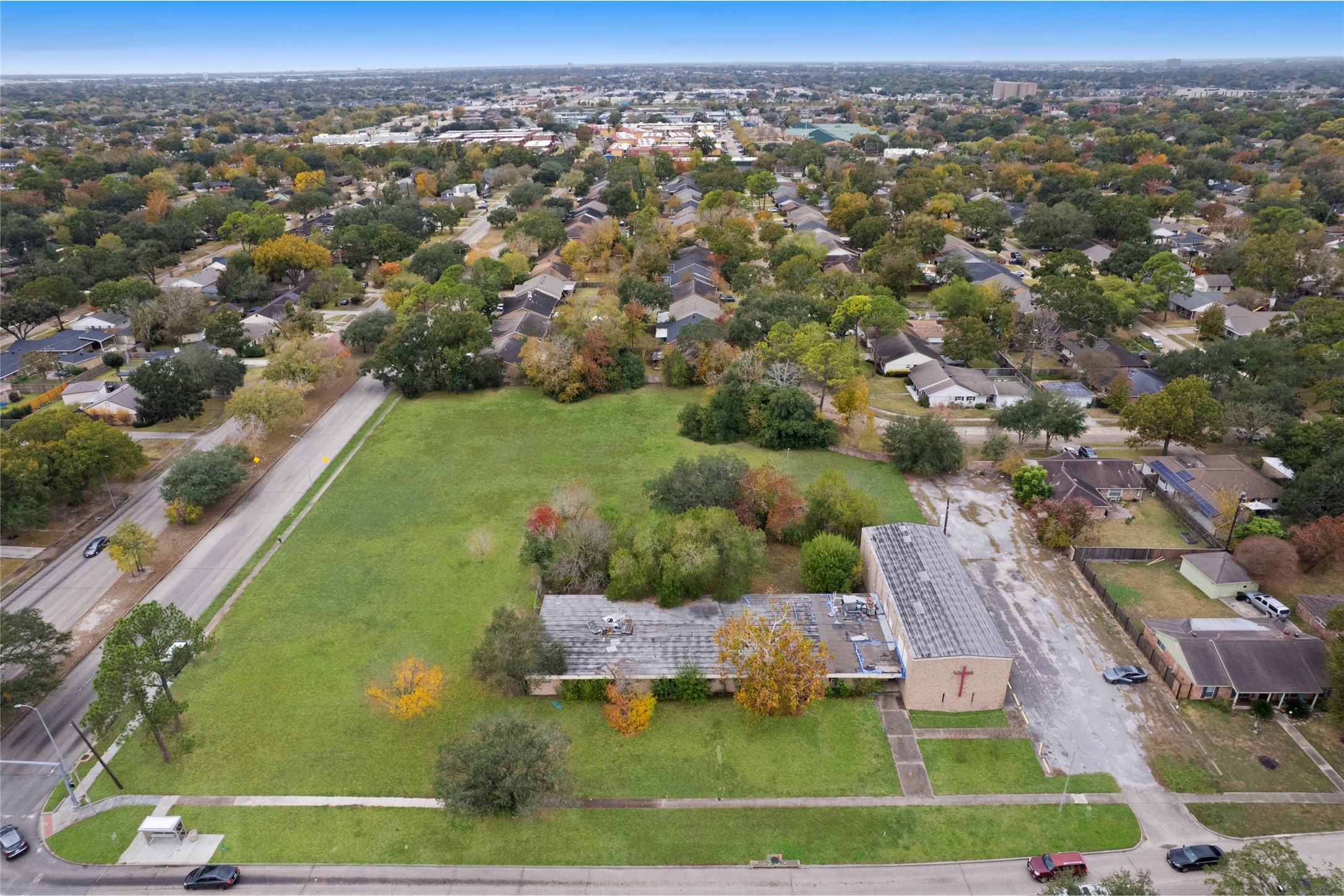 11122 Hillcroft Street Property Photo 3