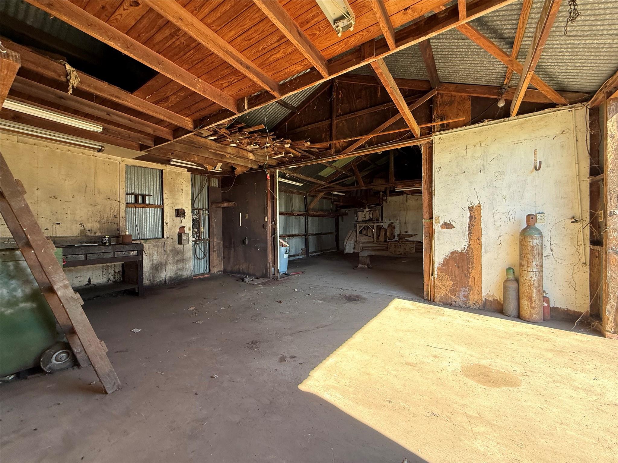 809 South Line Ave, Bellville Tx 77418 Property Photo 8