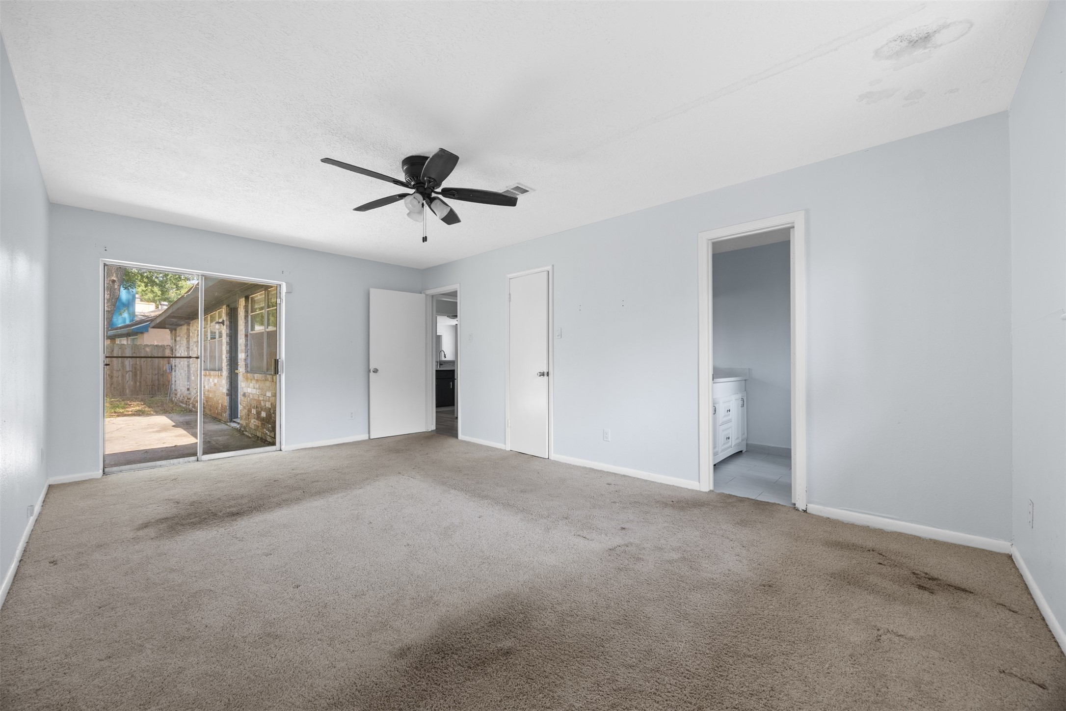 706 S Hyannis Port Street Property Photo 12