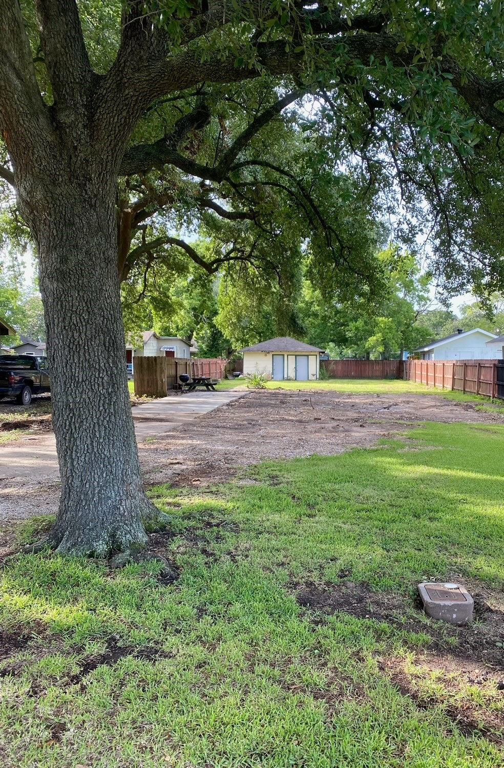 2214 Armstrong Ave Property Photo 1