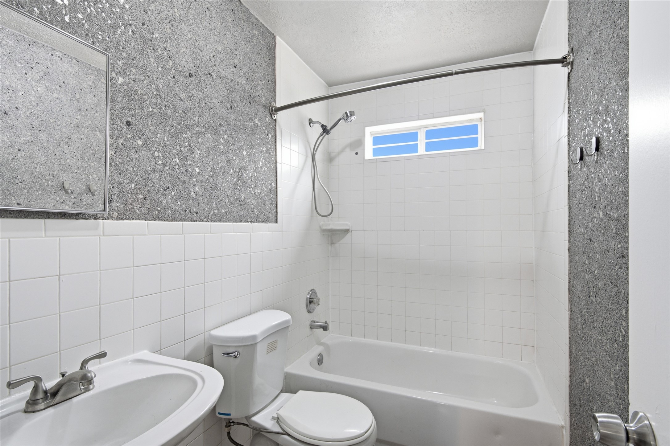 4226 Coke Street Property Photo 13