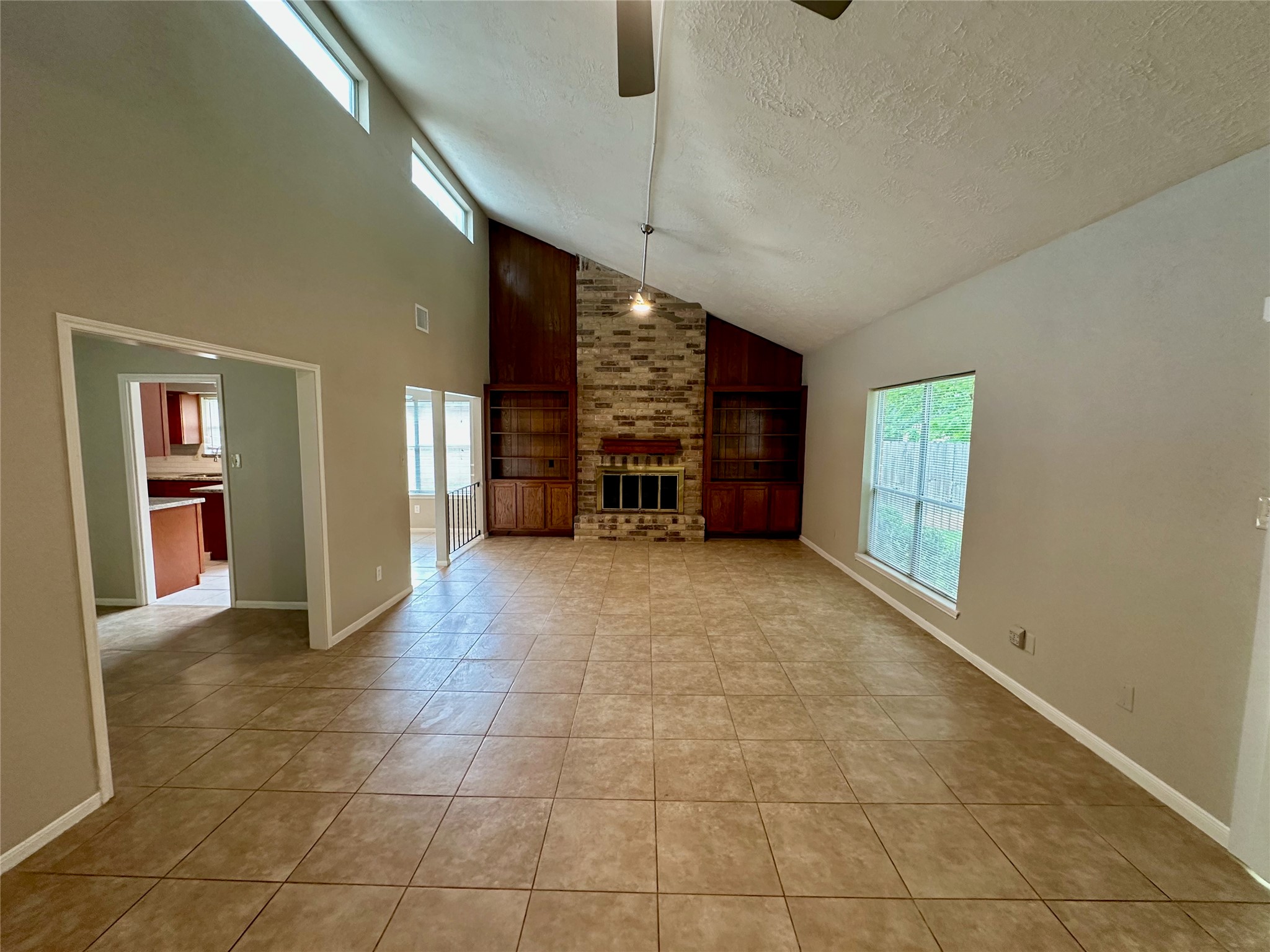 2711 Colony Property Photo 4