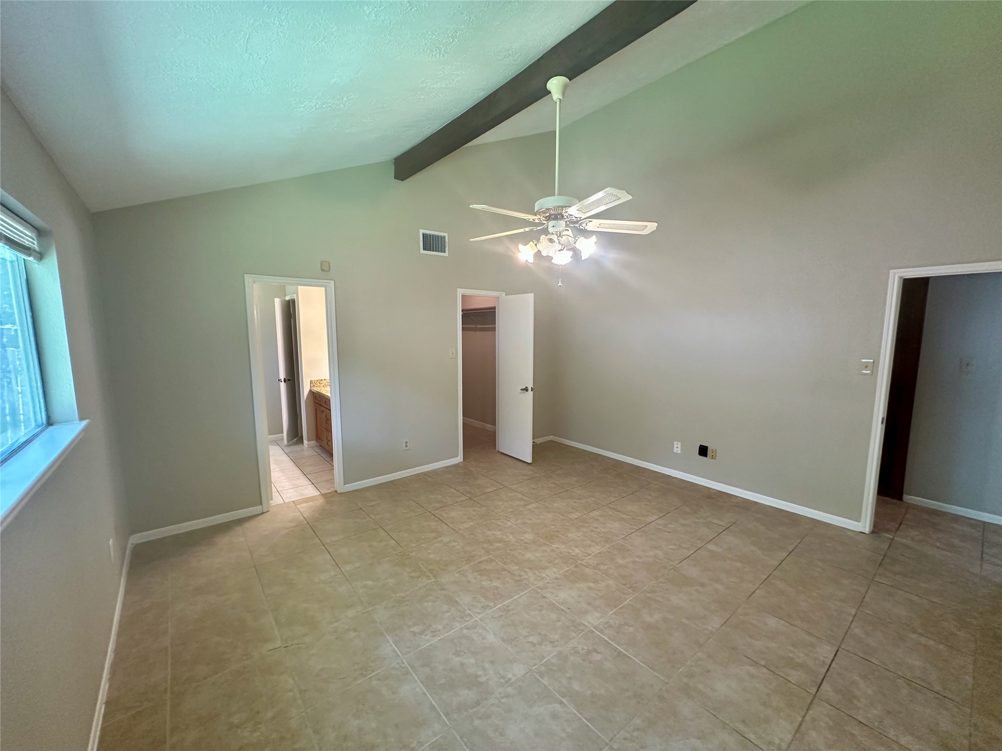 2711 Colony Property Photo 10
