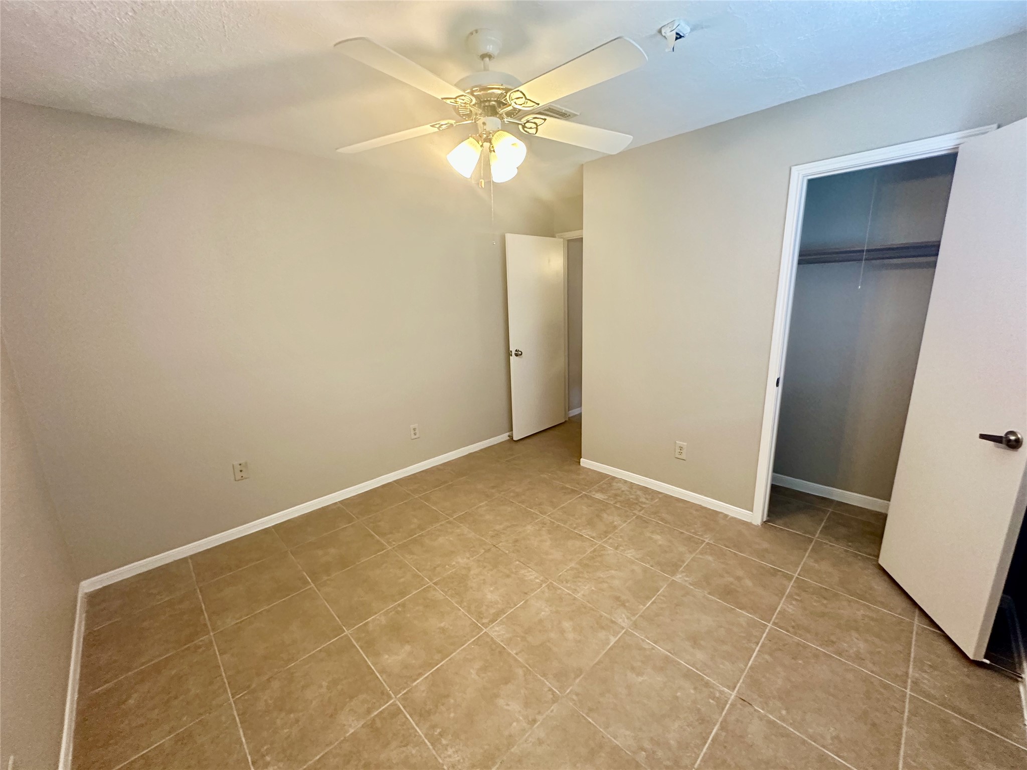 2711 Colony Property Photo 14