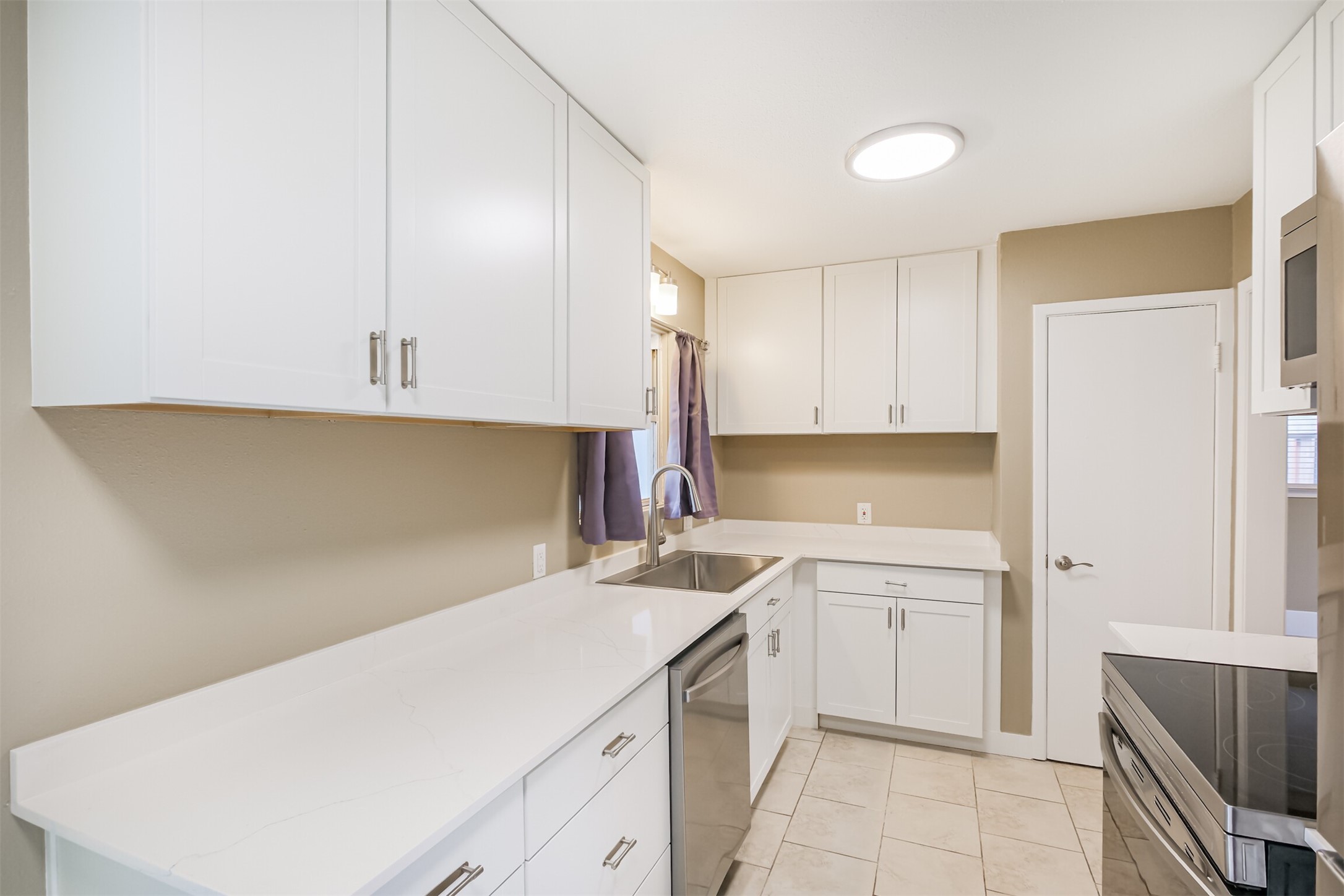 4613 Braeburn Drive Property Photo 10