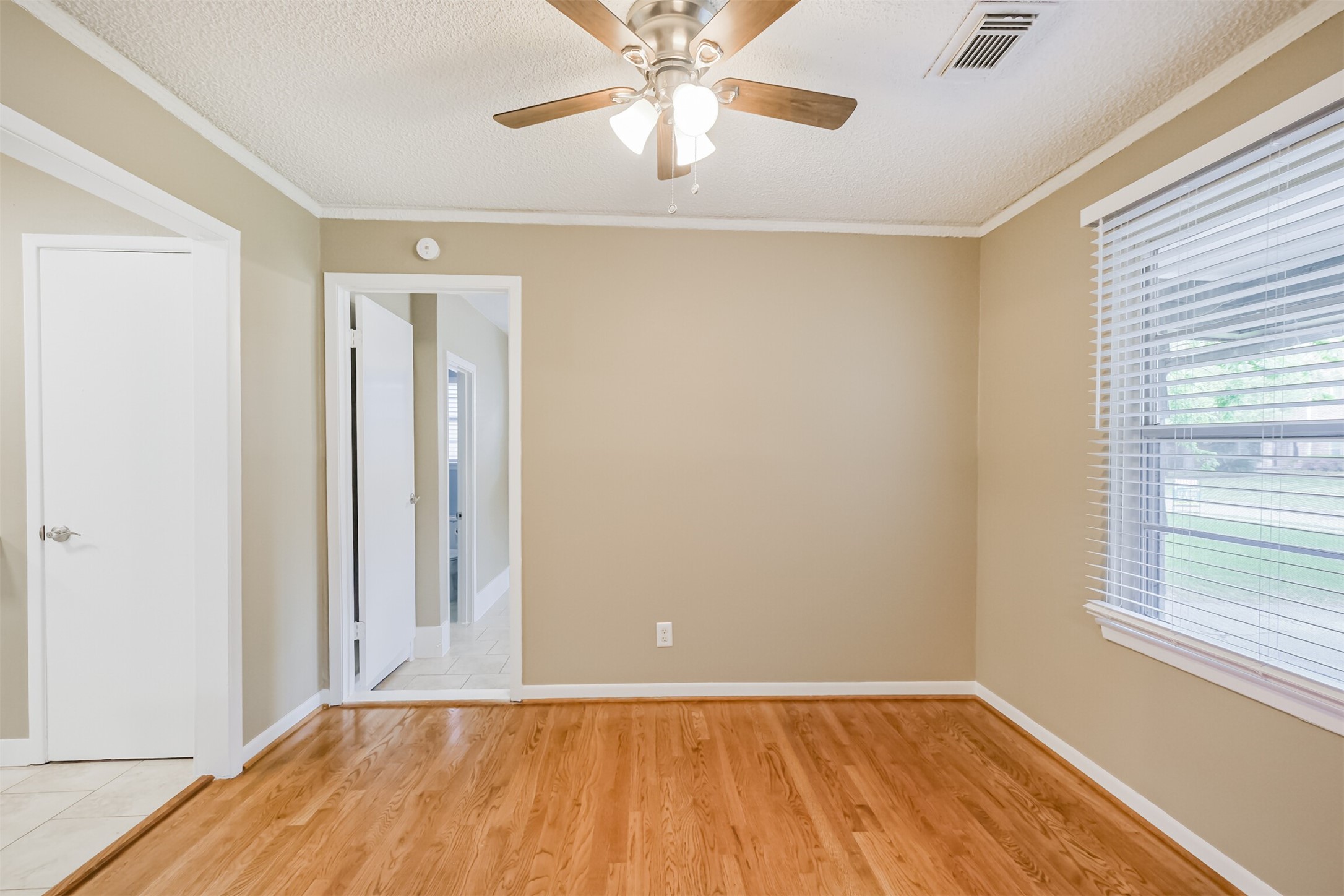 4613 Braeburn Drive Property Photo 11