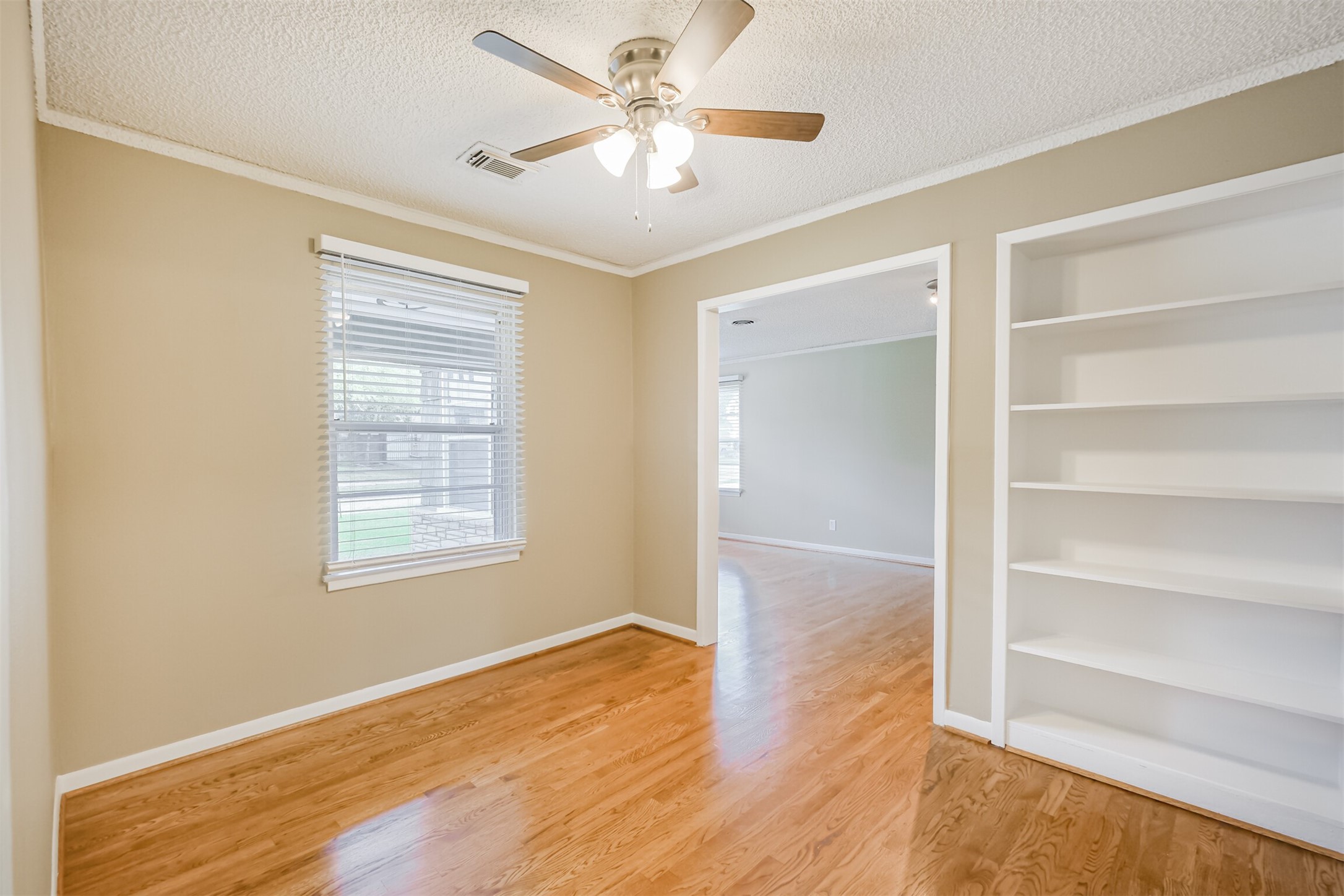 4613 Braeburn Drive Property Photo 12