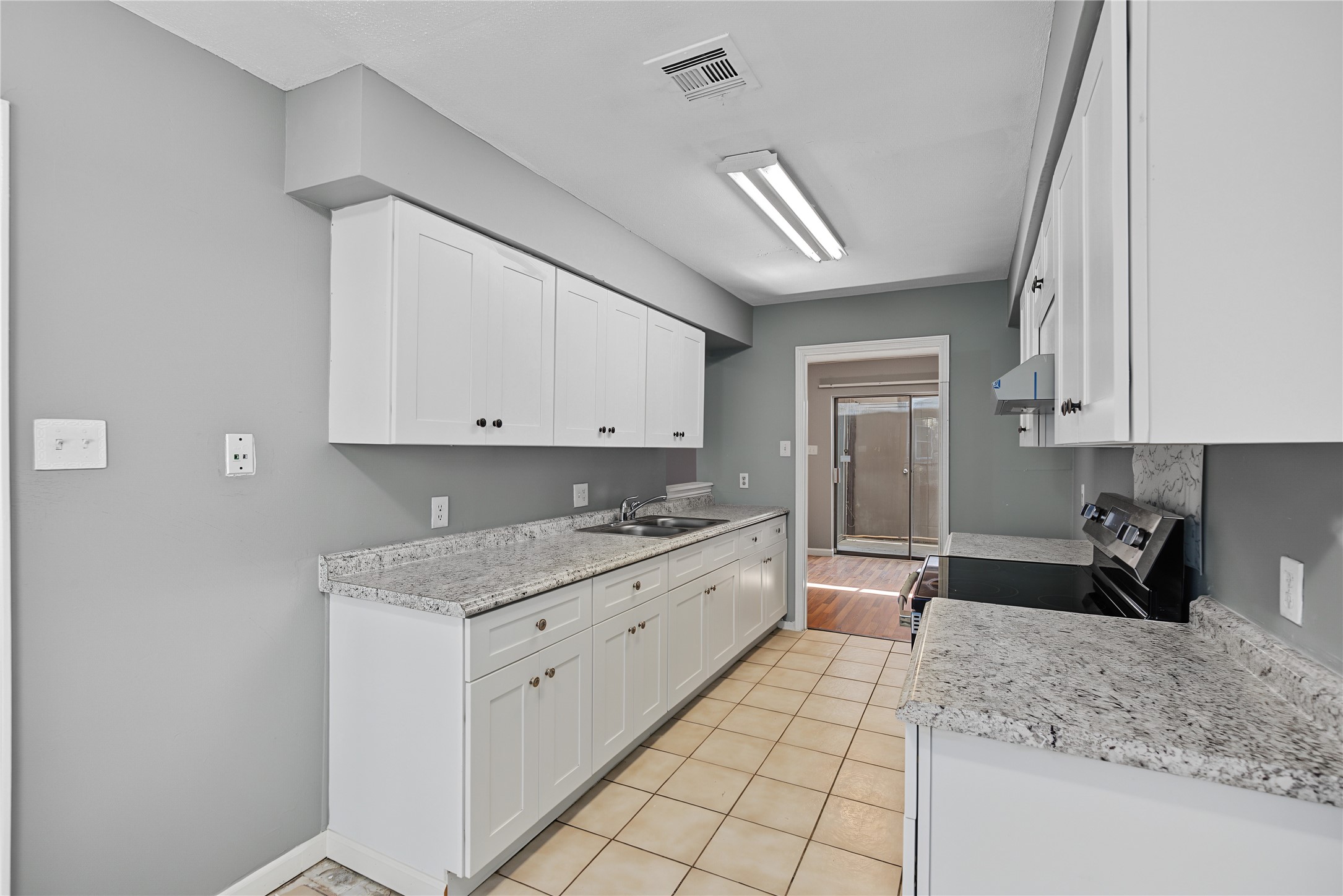8315 Augustine Drive A Property Photo 8