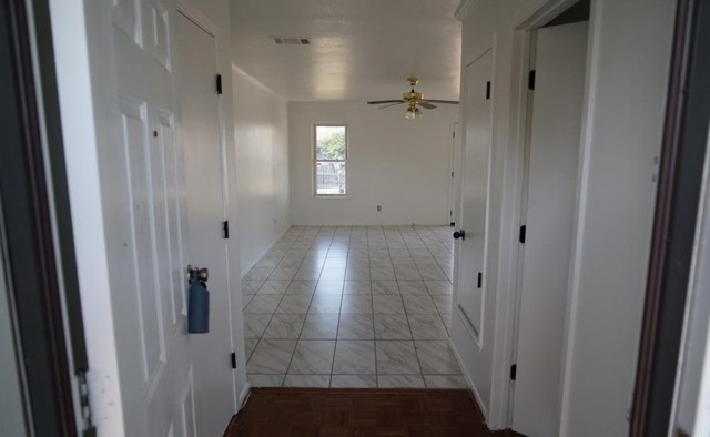 401 James Loop Property Photo 4