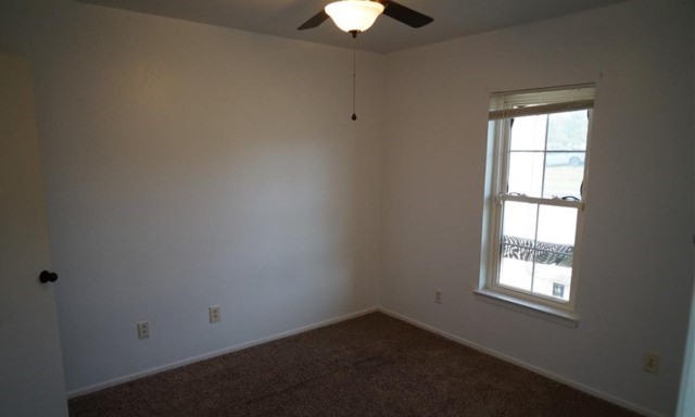 401 James Loop Property Photo 5