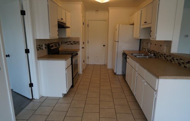 401 James Loop Property Photo 16