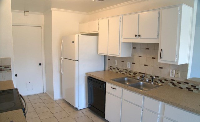 401 James Loop Property Photo 18