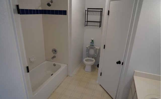 401 James Loop Property Photo 20