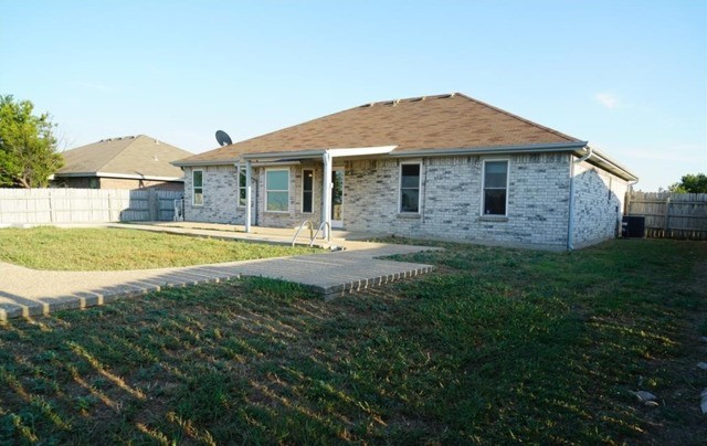 401 James Loop Property Photo 23