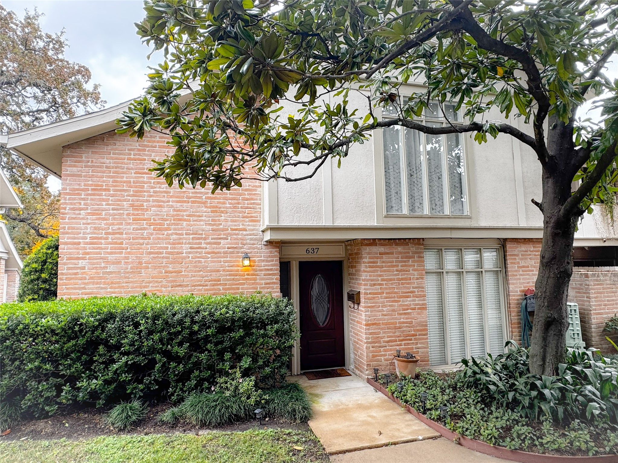 637 S Ripple Creek Drive 637 Property Photo 1