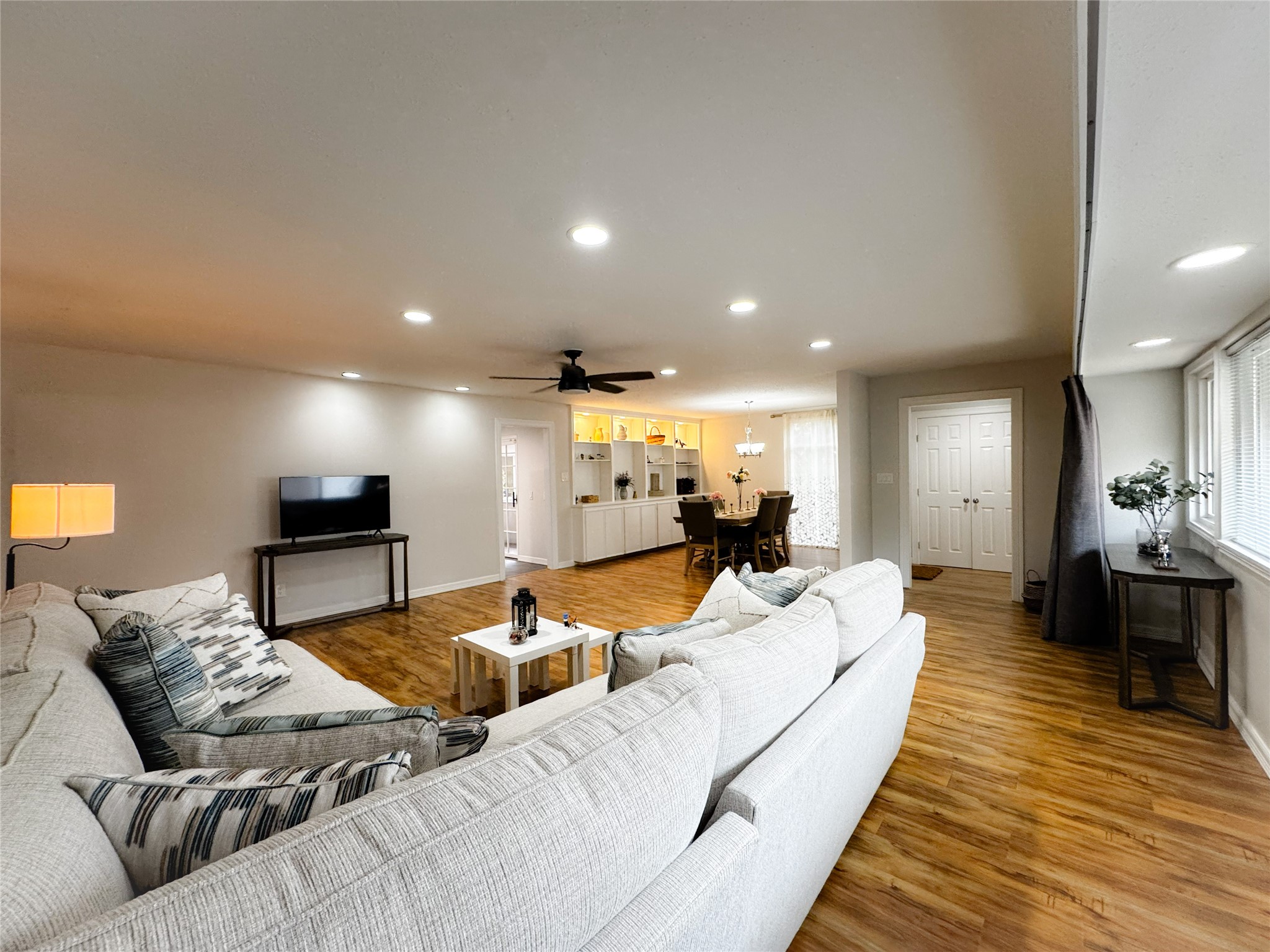 637 S Ripple Creek Drive 637 Property Photo 7