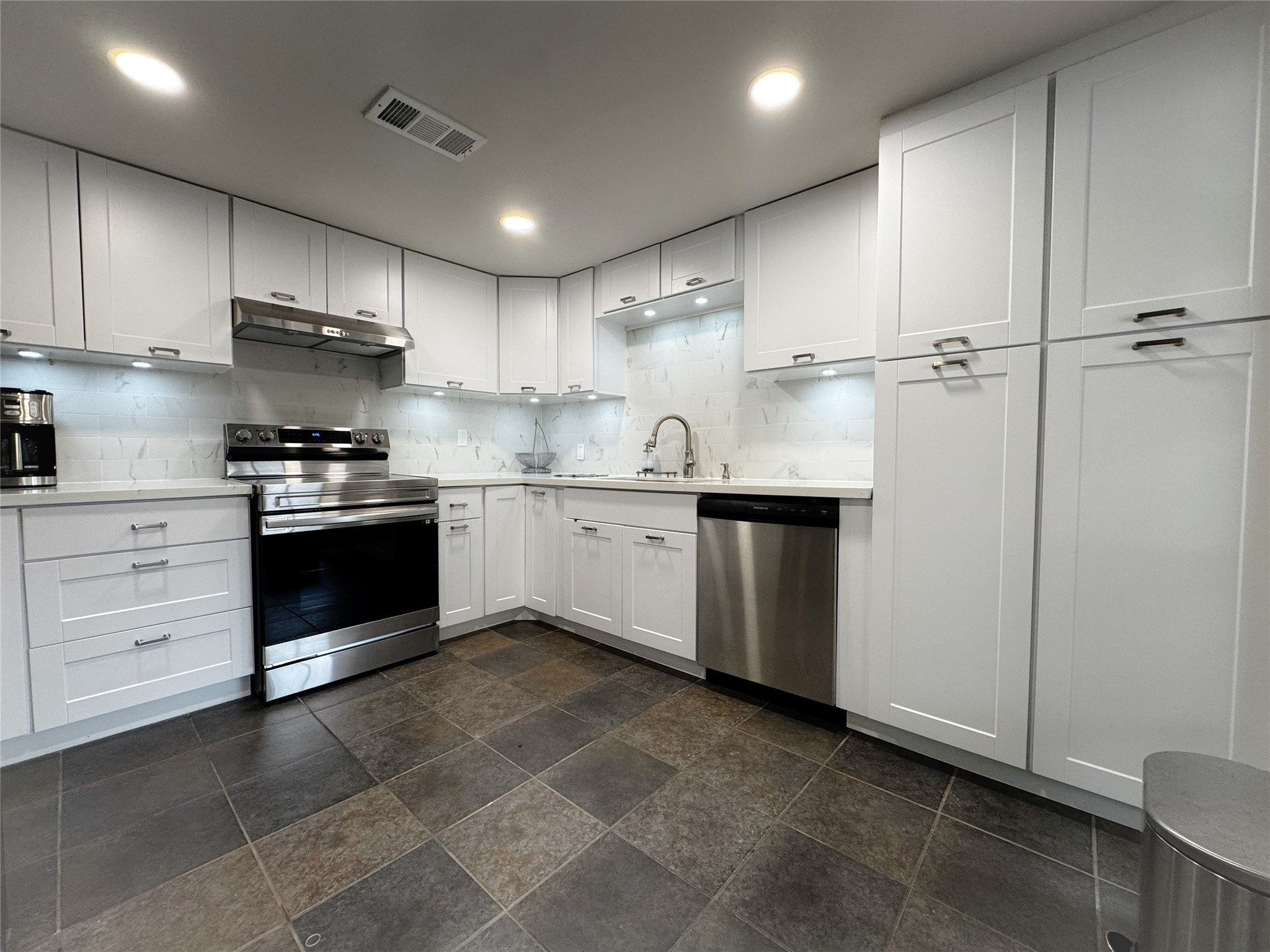 637 S Ripple Creek Drive 637 Property Photo 10