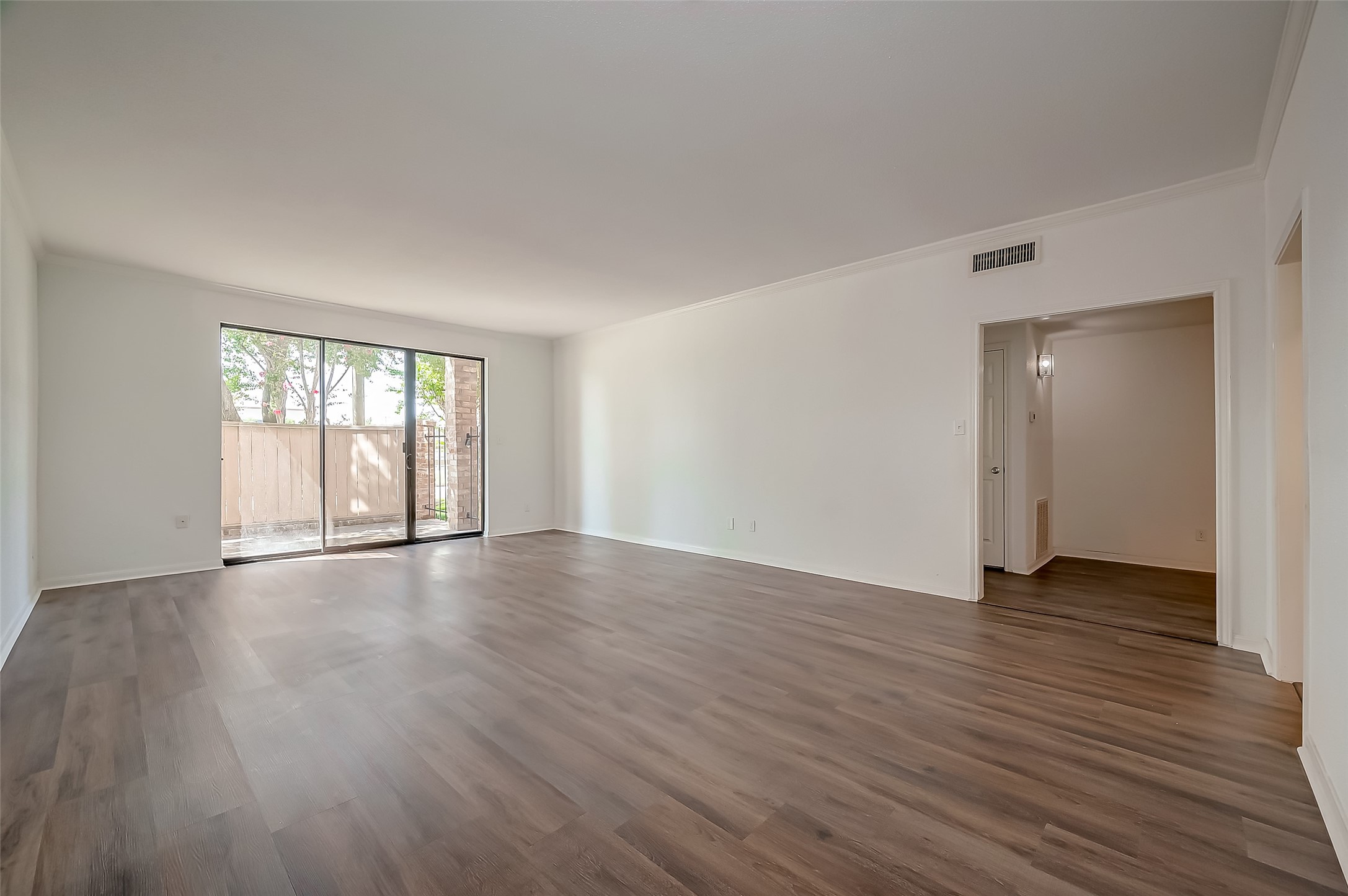 2400 N Braeswood Boulevard 106 Property Photo 8