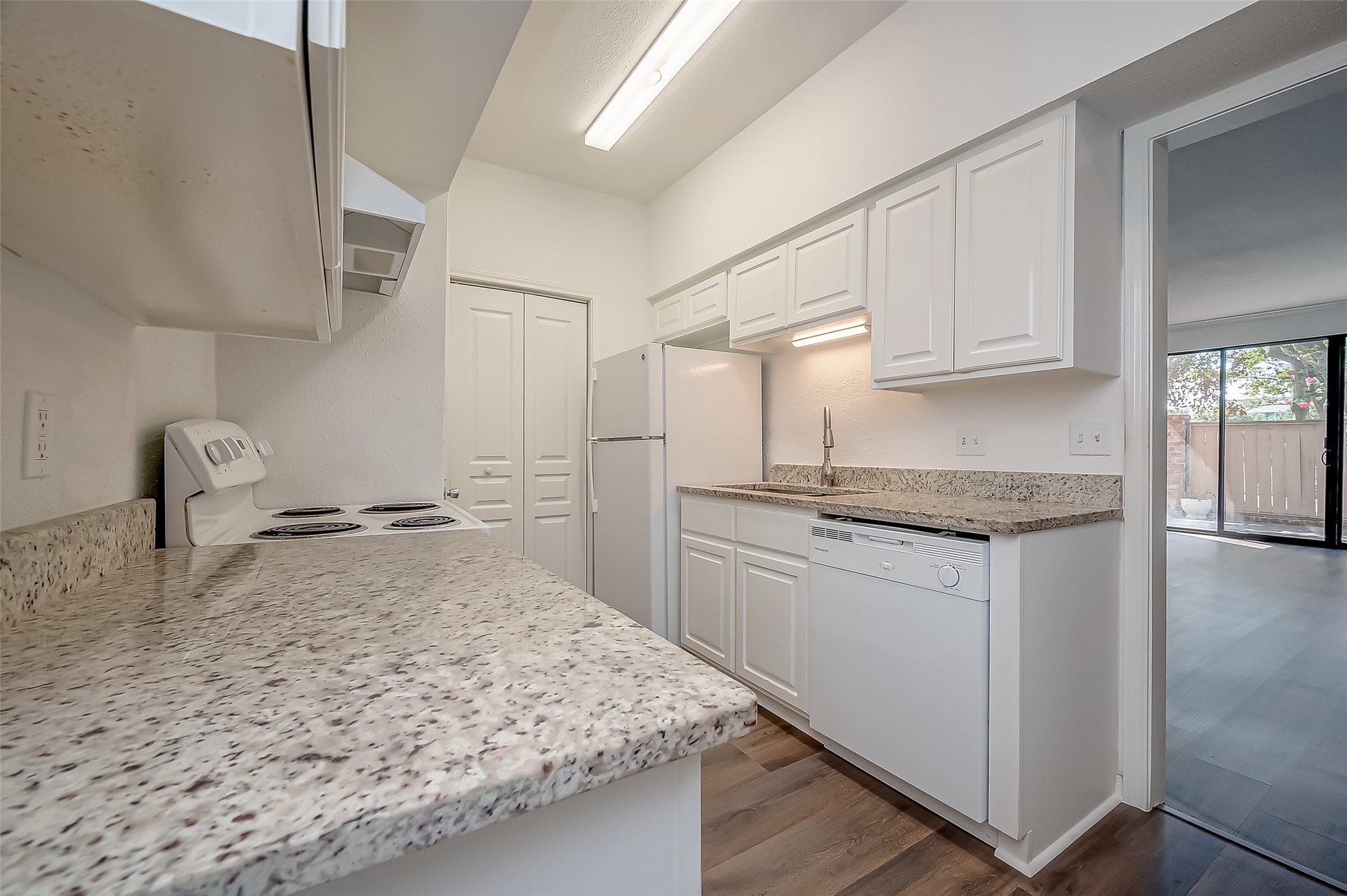 2400 N Braeswood Boulevard 106 Property Photo 11