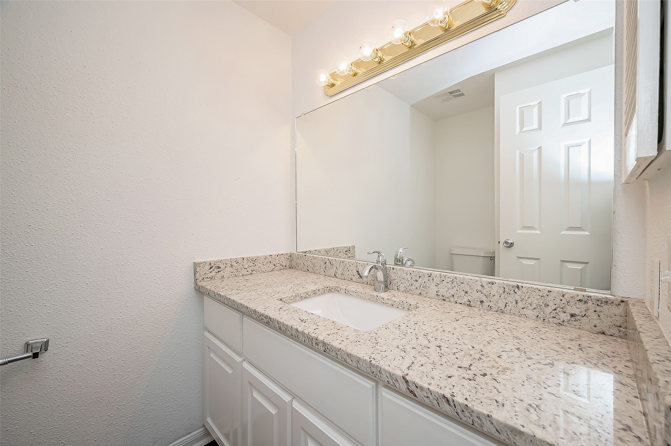 2400 N Braeswood Boulevard 106 Property Photo 21