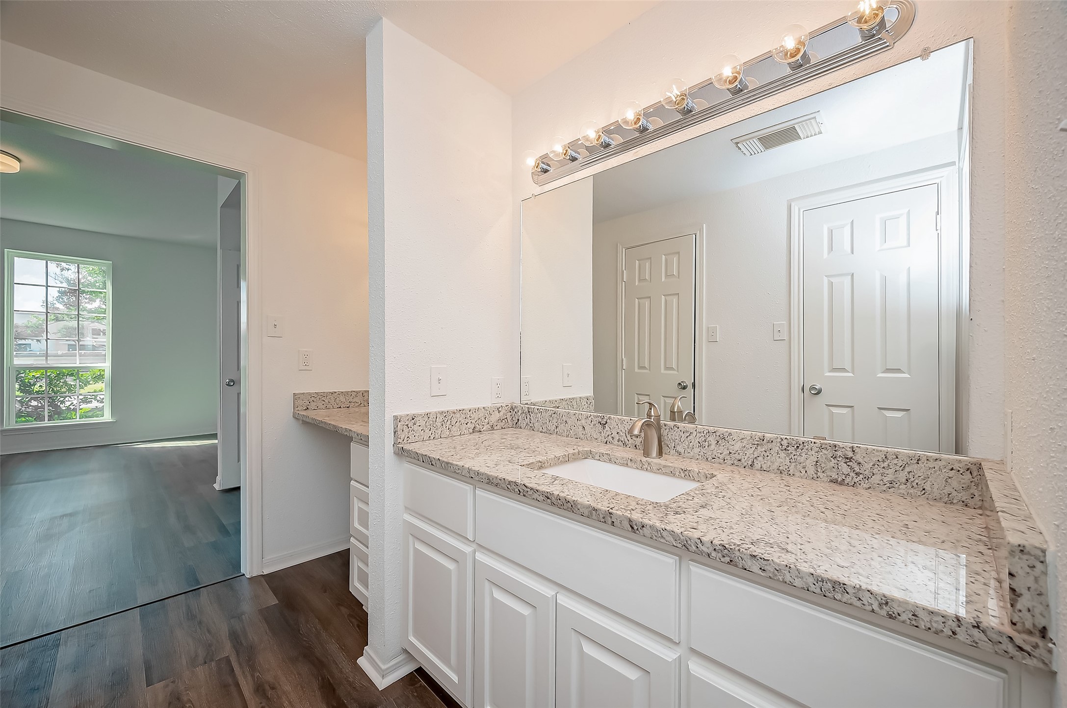 2400 N Braeswood Boulevard 106 Property Photo 26