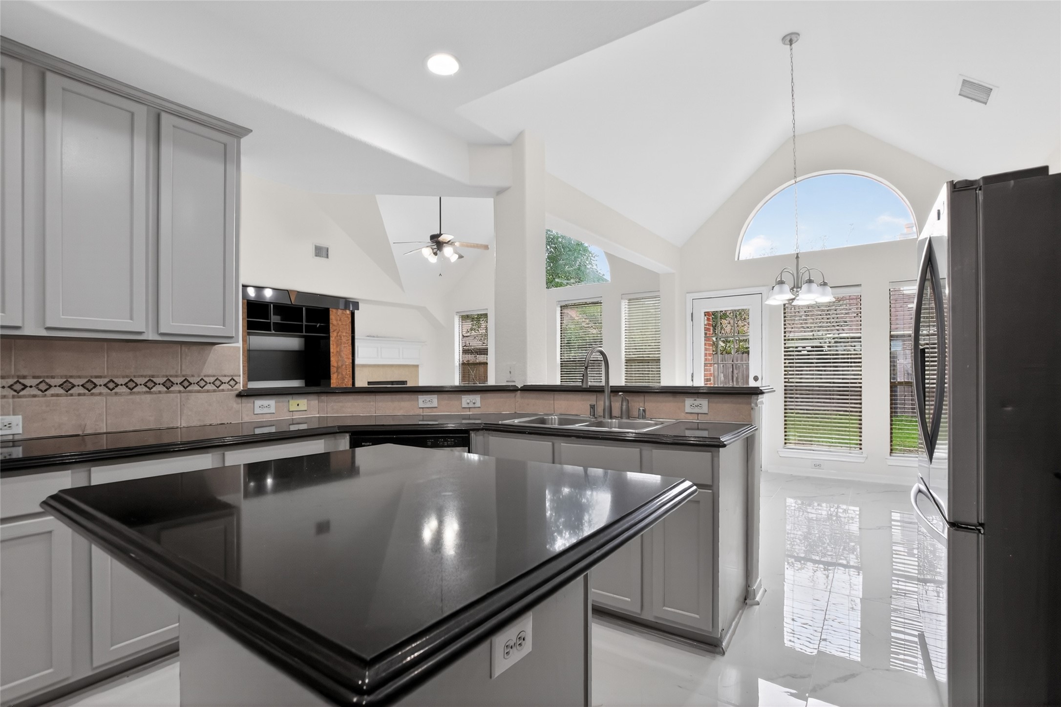 3314 Crimson Maple Court Property Photo 28