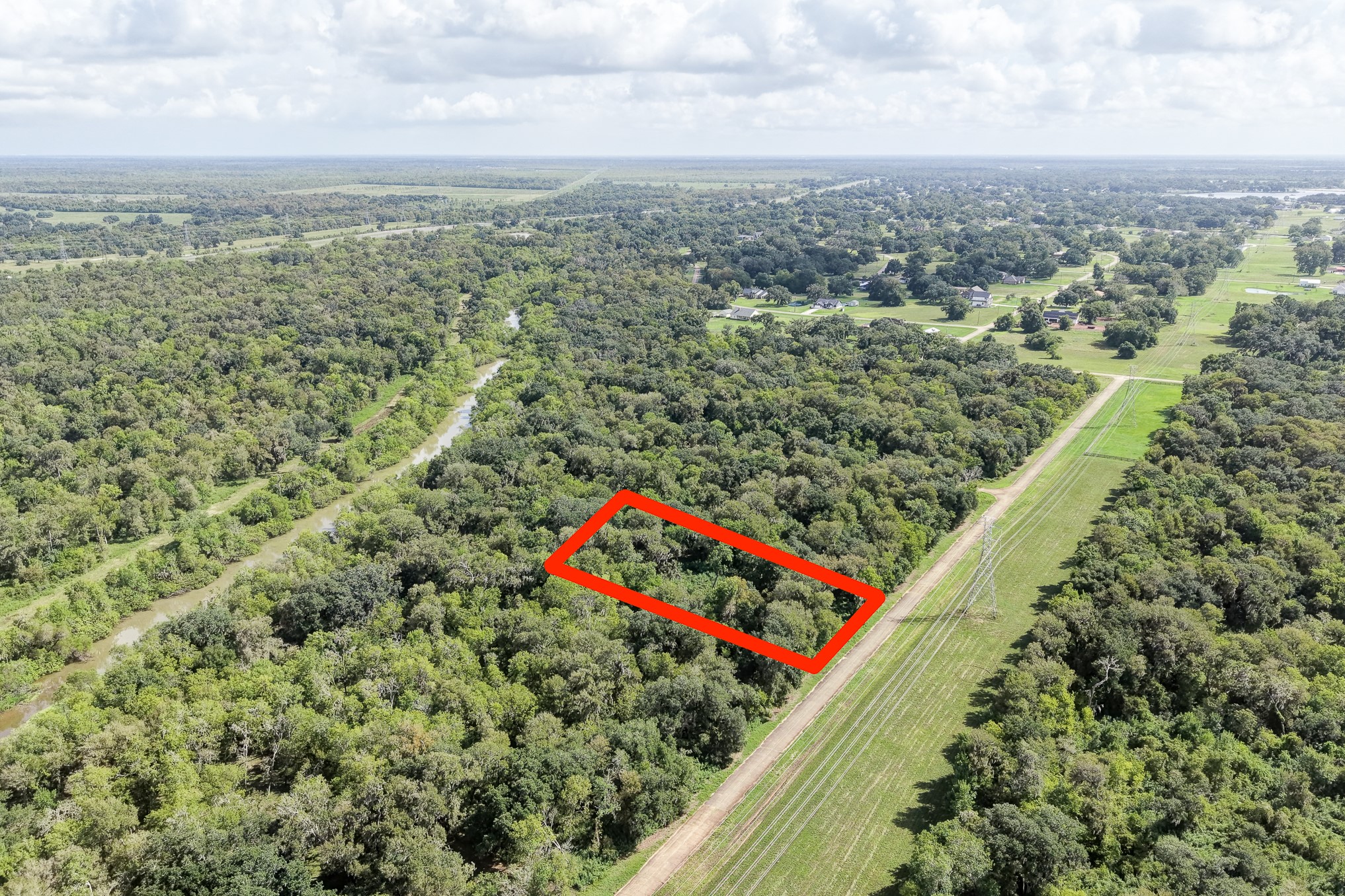 248 Middle Bayou Trail Property Photo 3