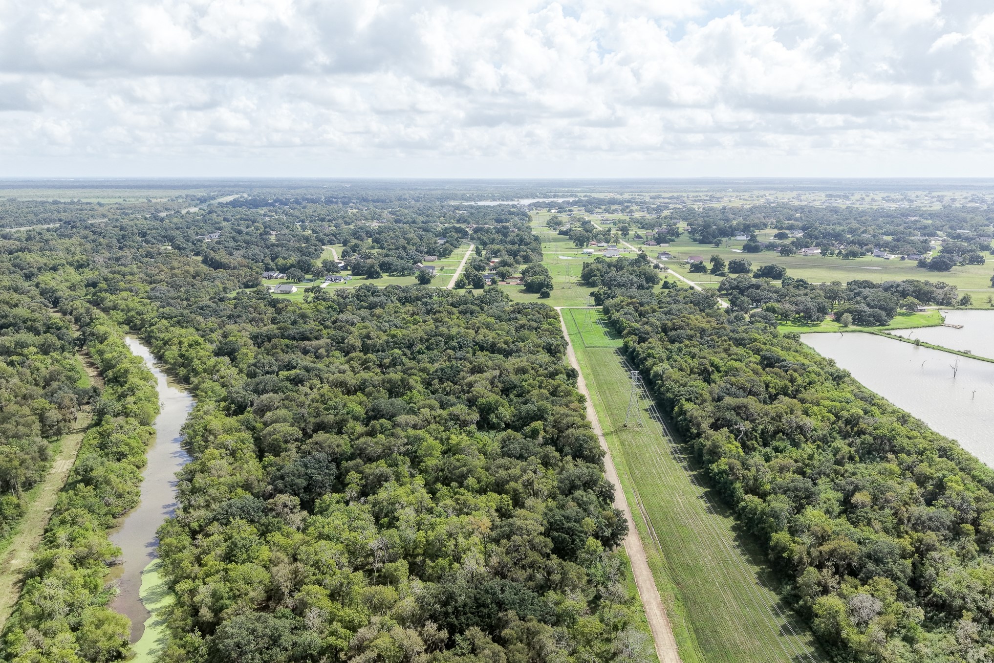 248 Middle Bayou Trail Property Photo 17