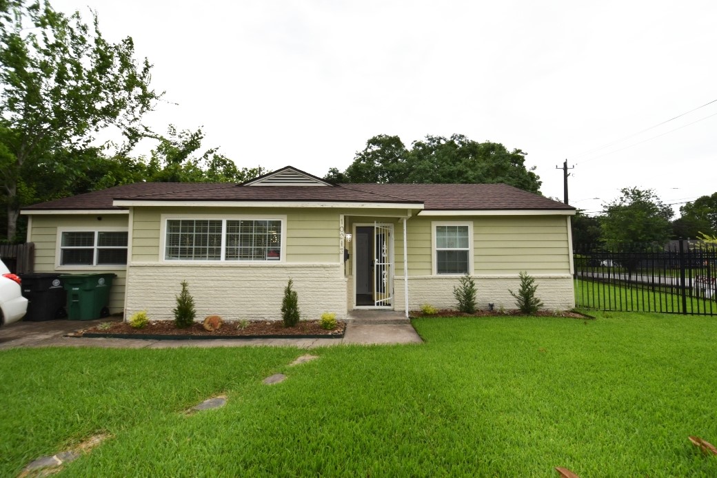10213 Fairland Drive Property Photo 2