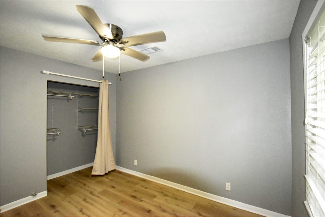 10213 Fairland Drive Property Photo 5