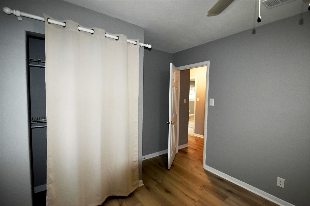 10213 Fairland Drive Property Photo 6