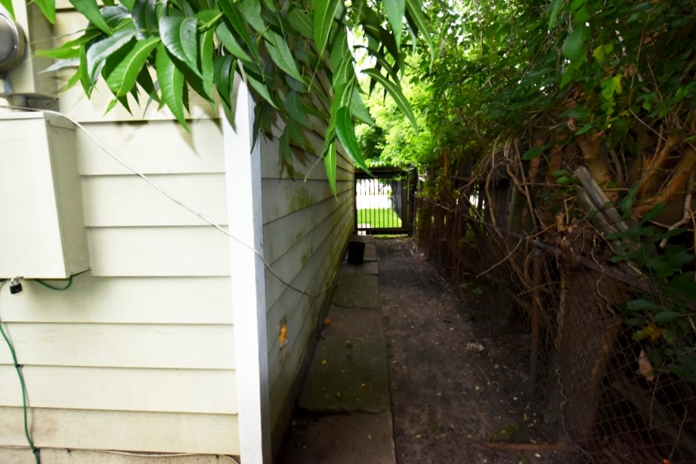 10213 Fairland Drive Property Photo 31