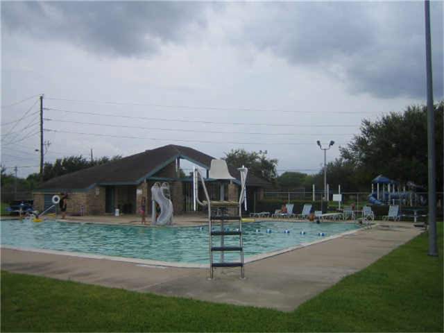 3706 Luton Park Drive Property Photo 29