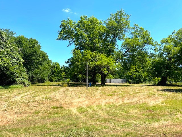 2125 Peach Ridge Road Property Photo 8