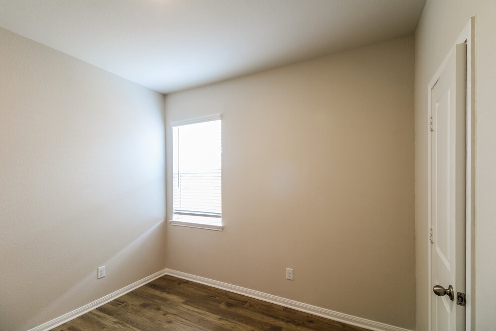 7602 Tipton Meadow Way Property Photo 10